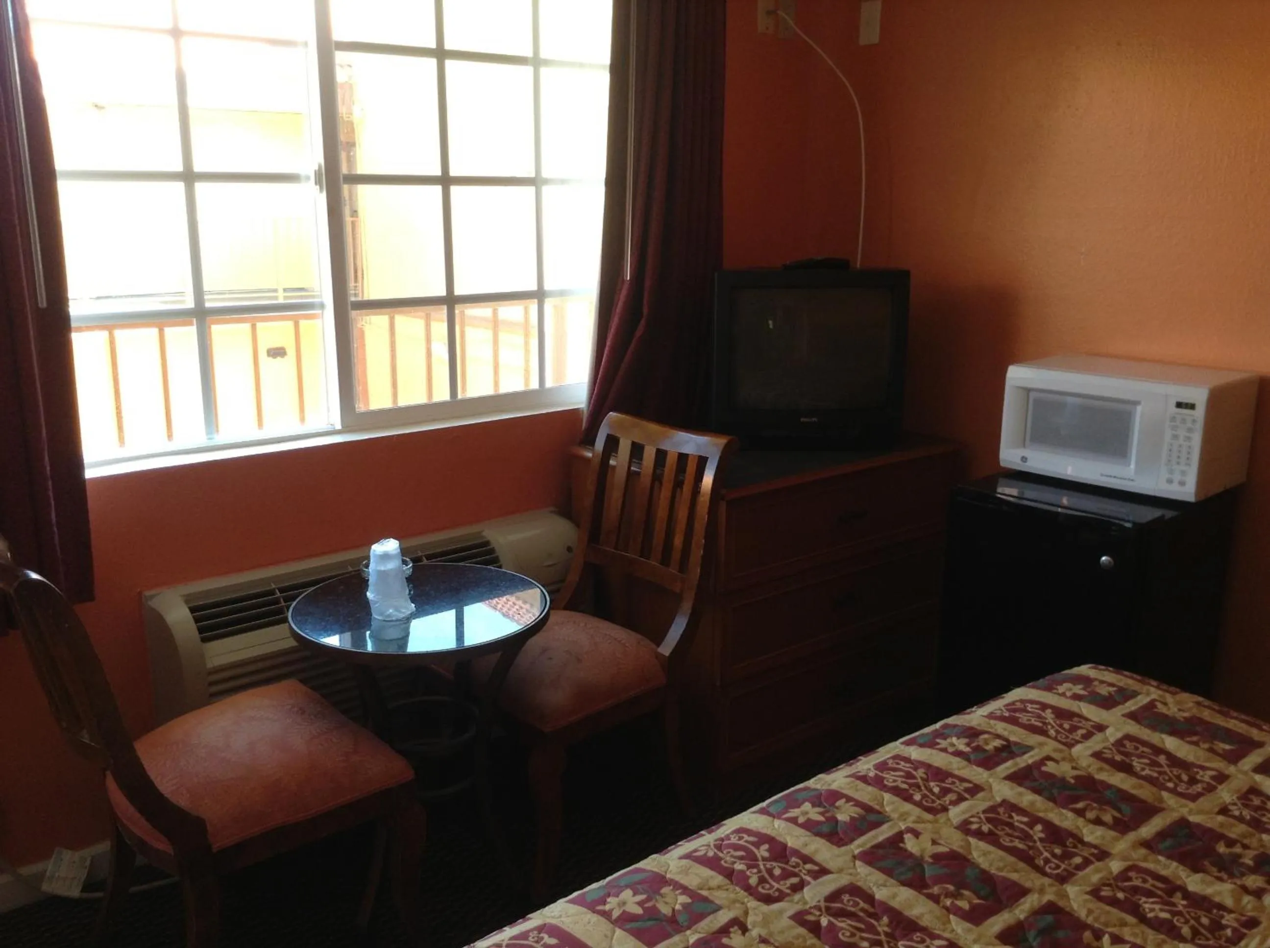 TV/Entertainment Center in Coast Motel