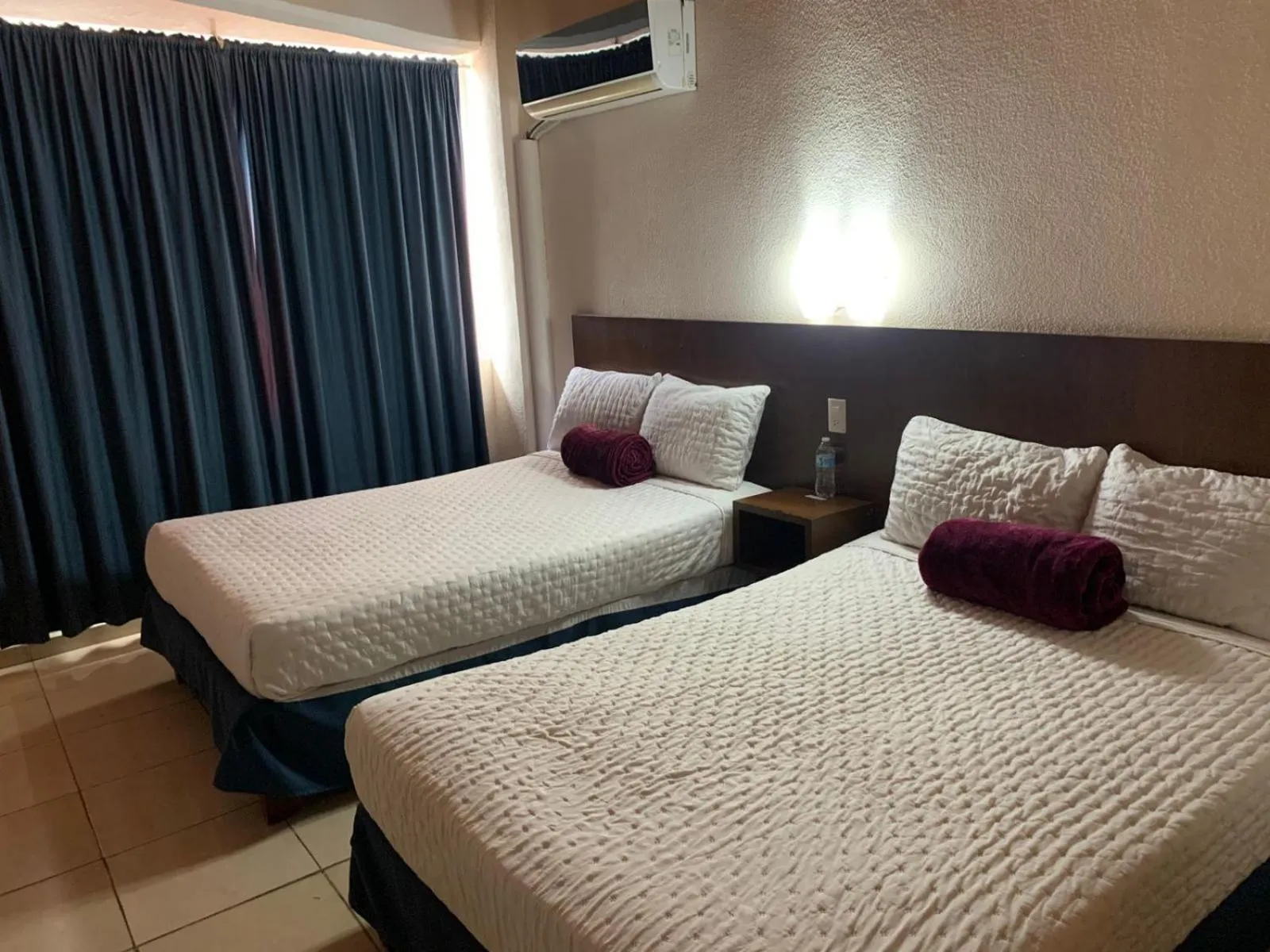 Bed in Gran Santiago Plaza