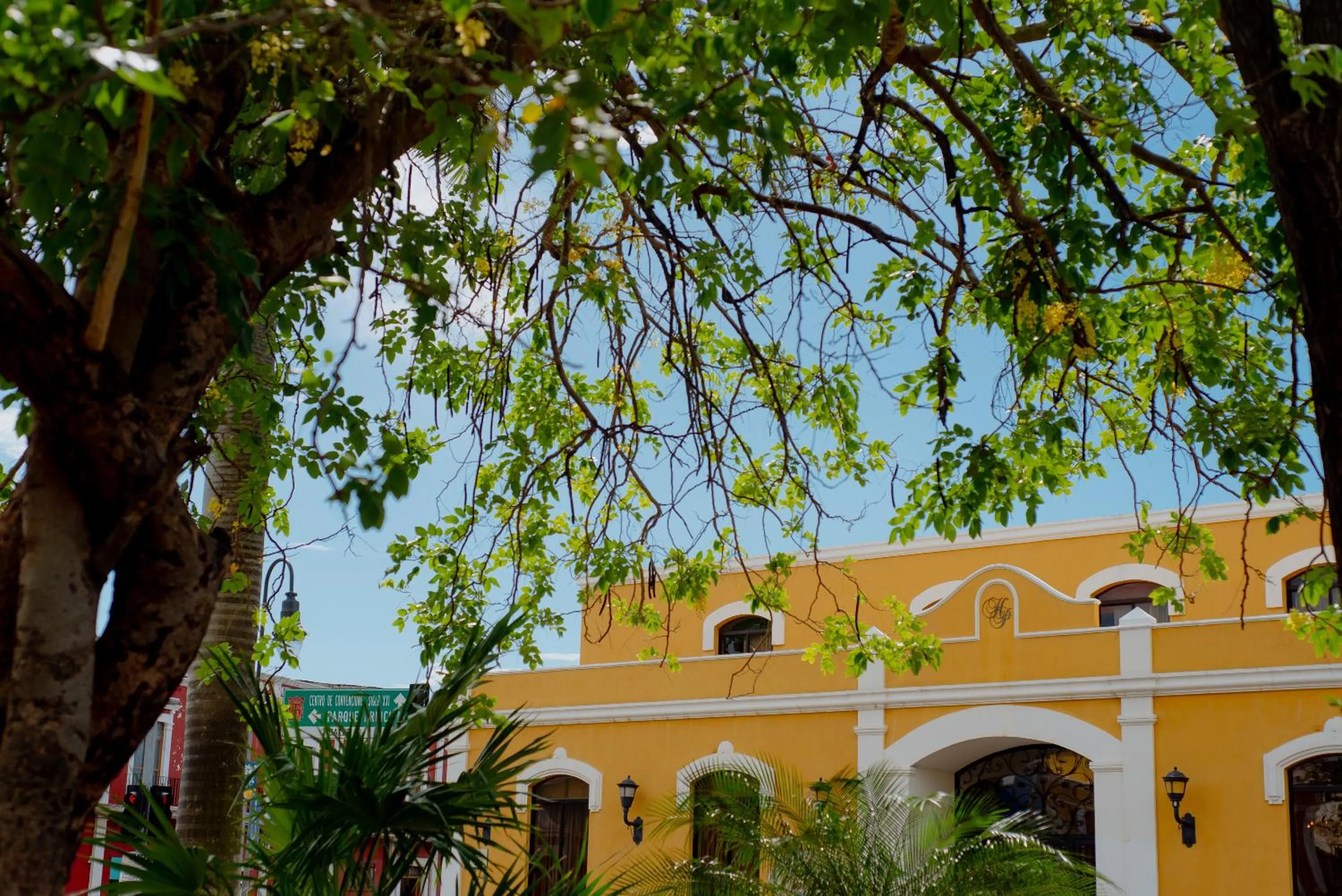Facade/entrance in Hotel Plaza Campeche
