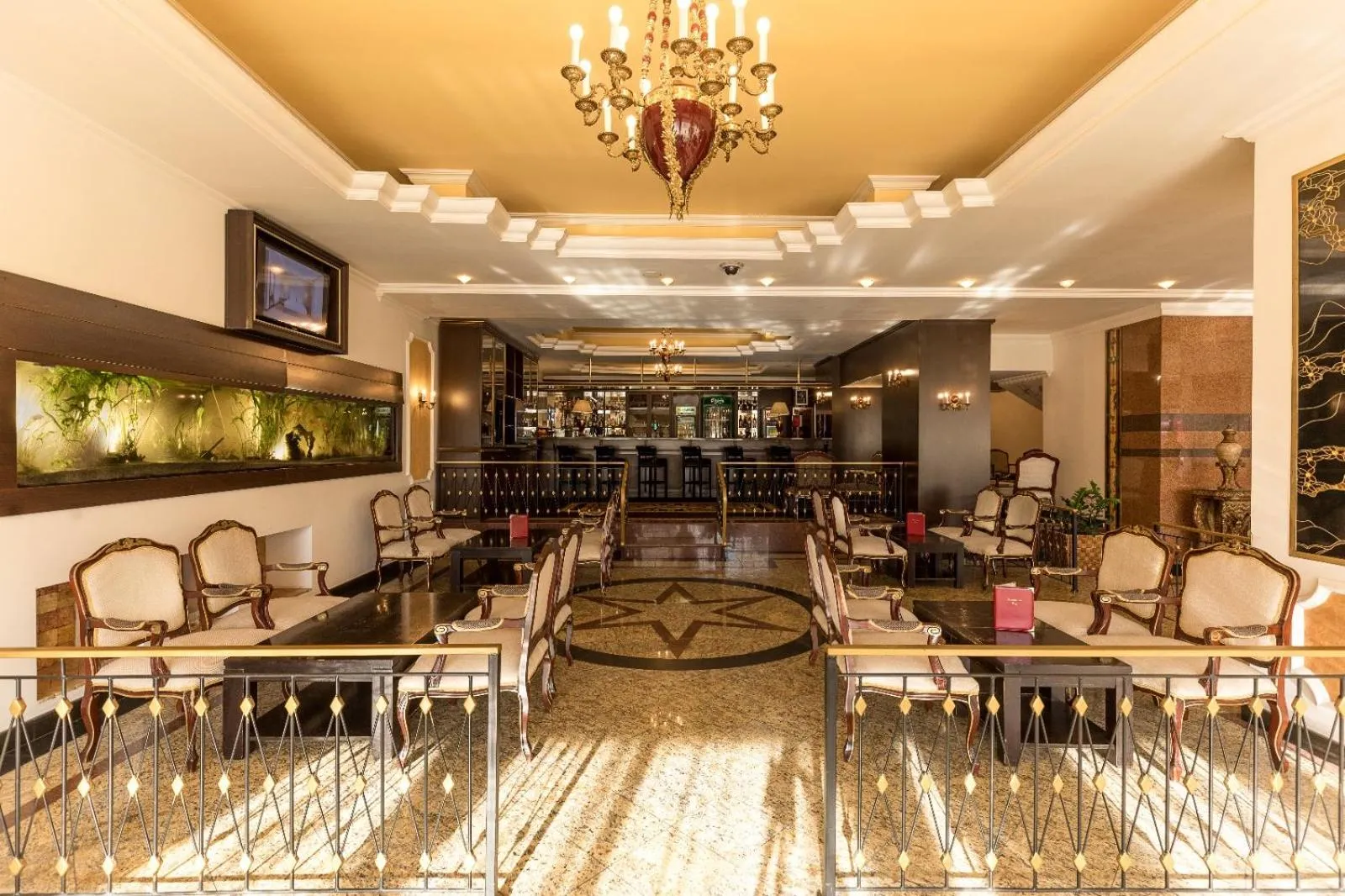 Lounge or bar in Hotel Prahova Plaza