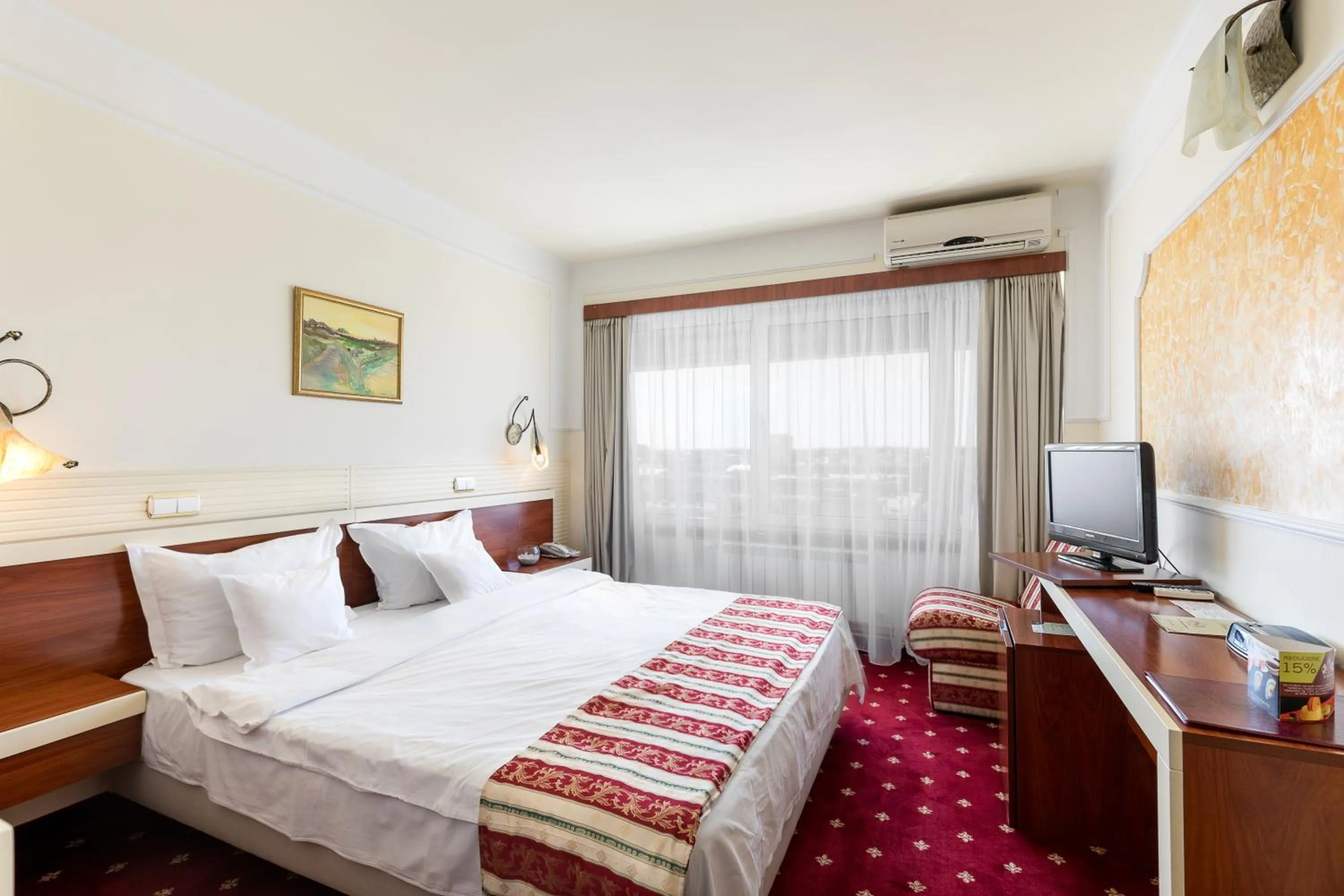 Bed in Hotel Prahova Plaza