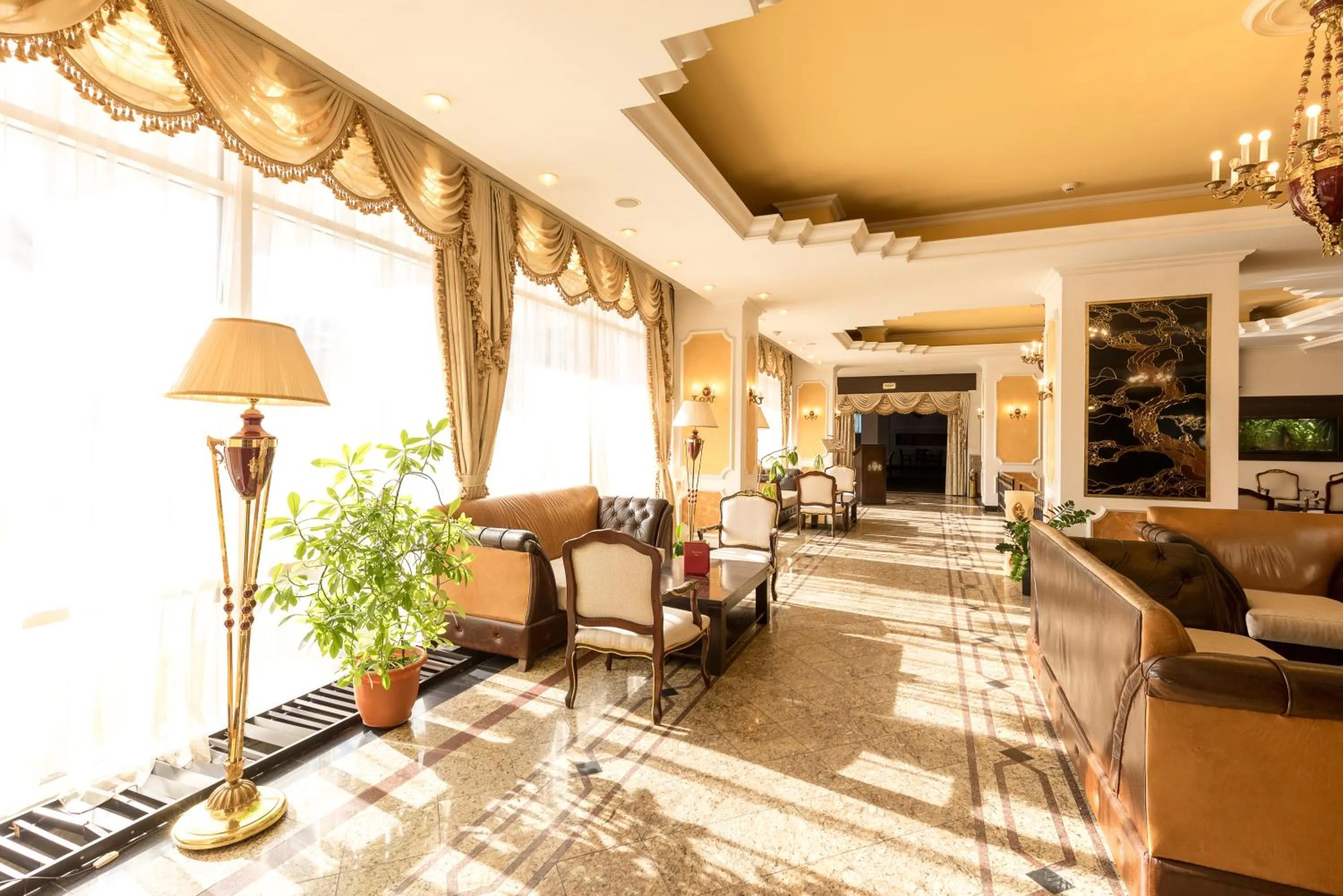 Lobby or reception in Hotel Prahova Plaza