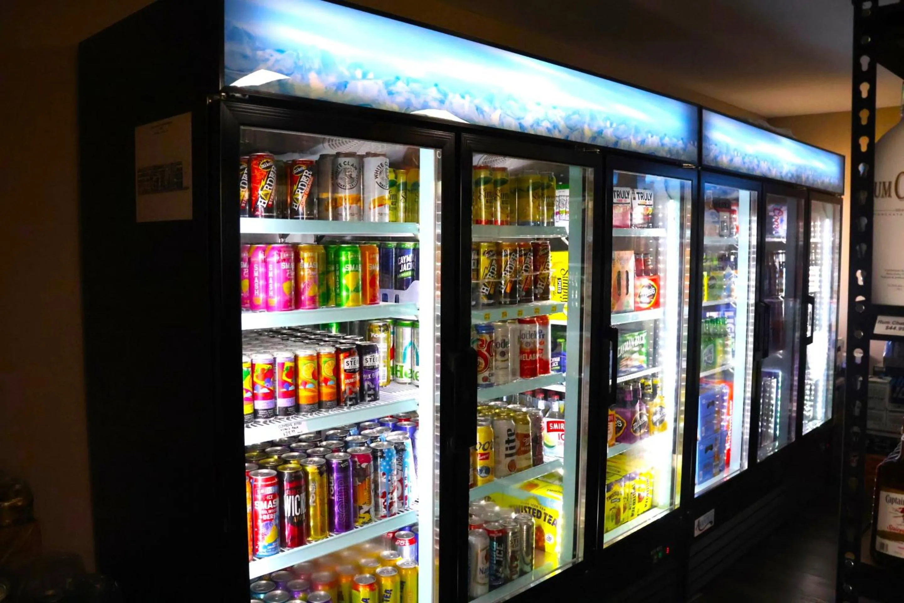 On-site shops in Hotel O Oskaloosa Near Eddyville