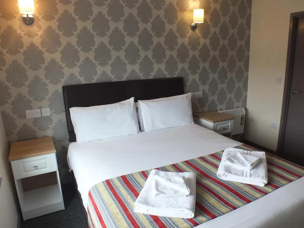 Bed in The Kingstanding Inn