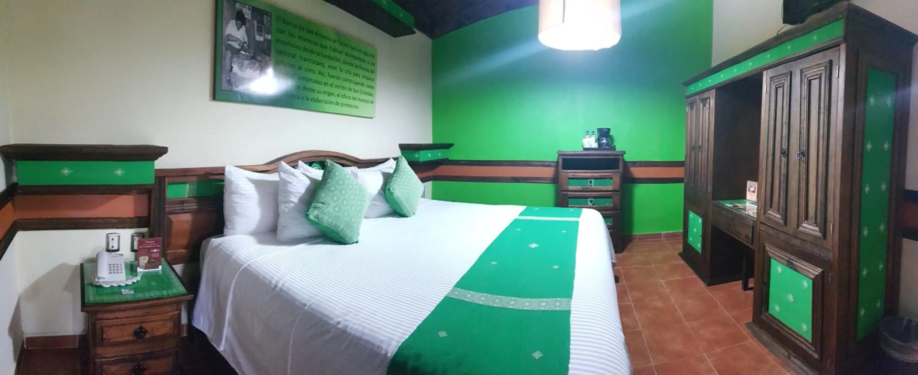 Property building, Bed in Nuestras Raíces Hotel - Museo - Restaurante