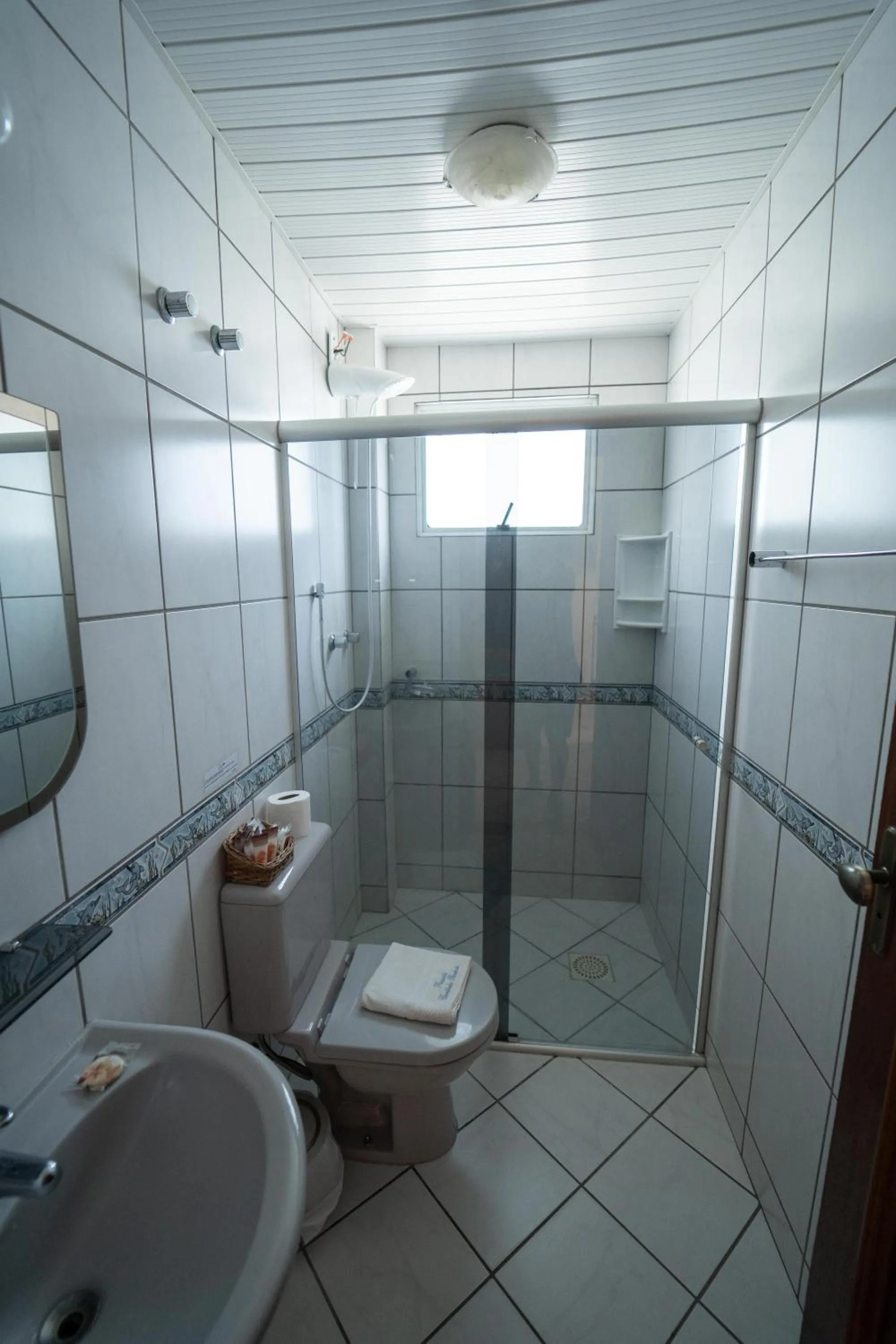 Shower in Pousada Cantinho Sonhado