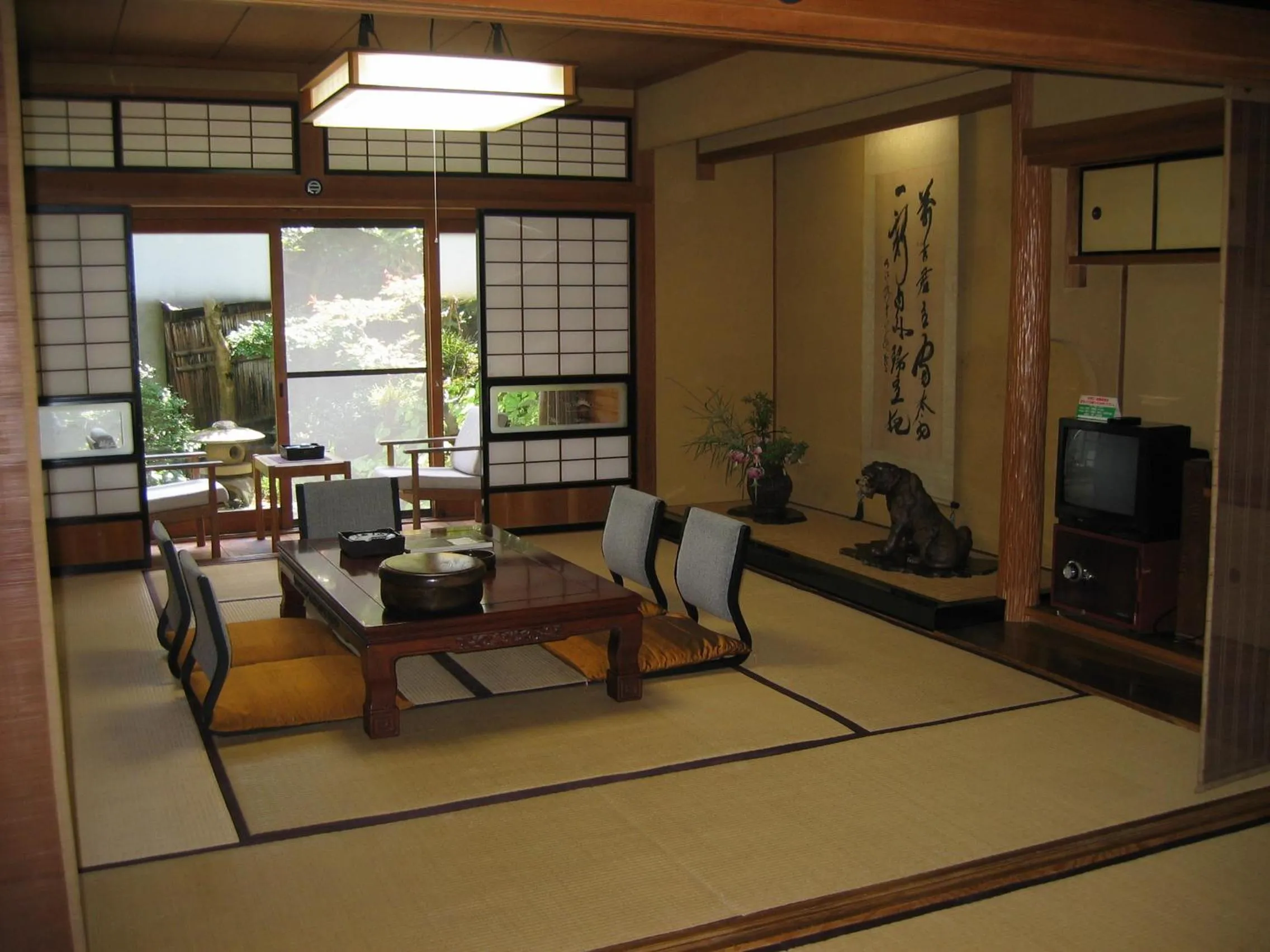 Photo of the whole room in Noren Yado Meigetsu