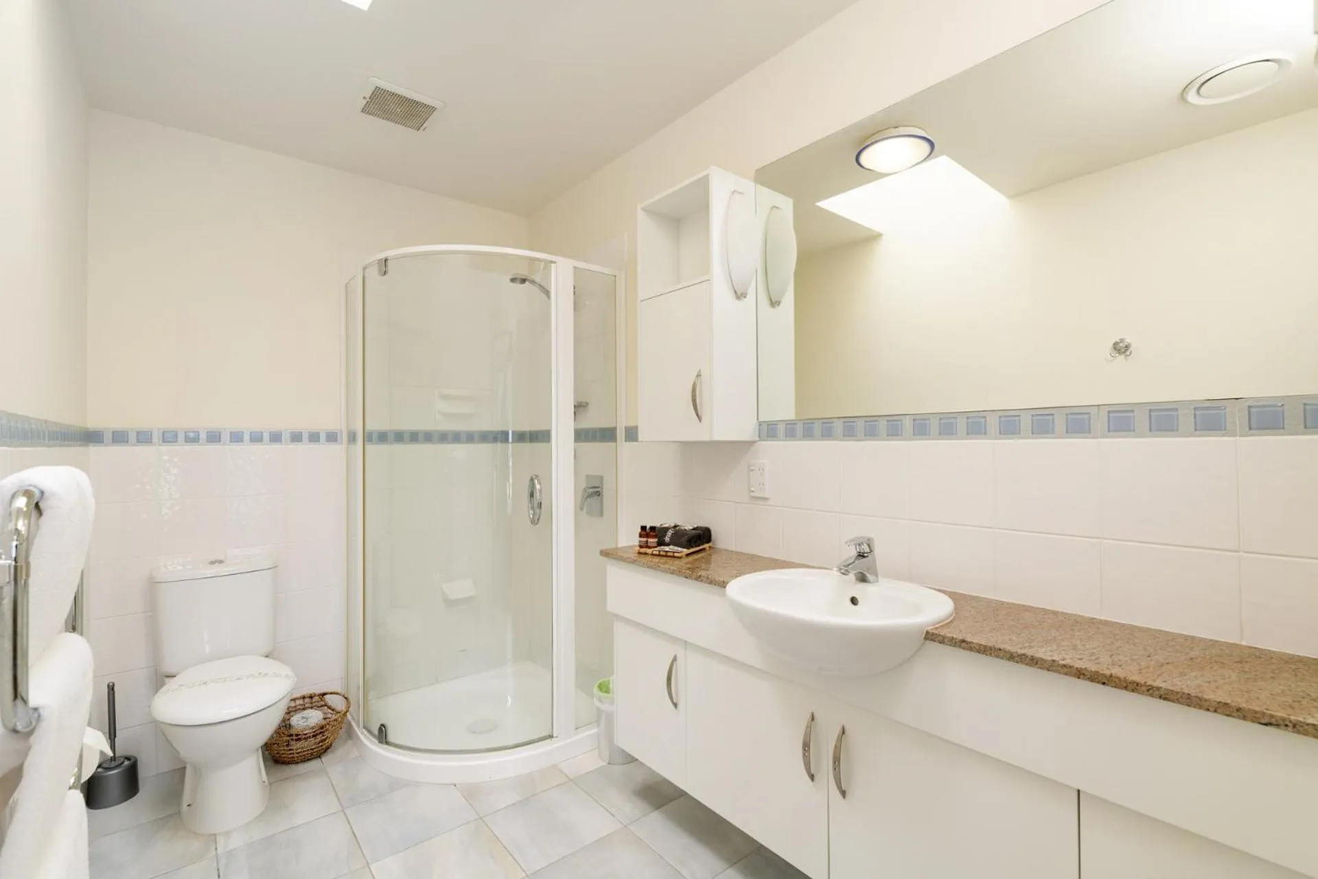 The Anchorage Apartments