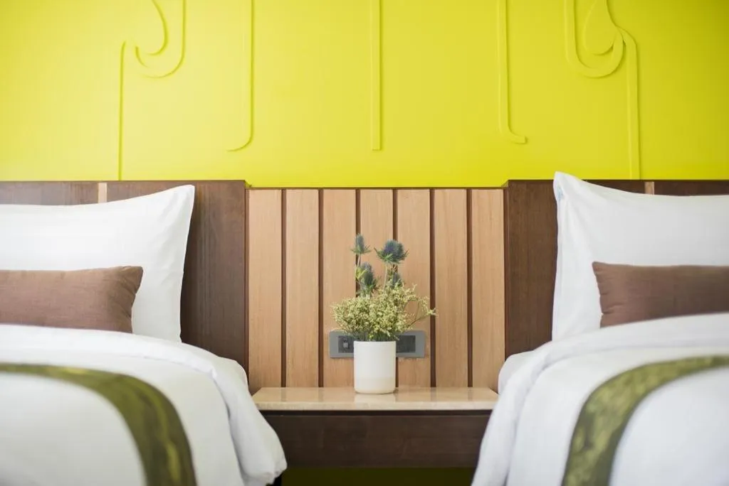 Bed in Bay Beach Resort Jomtien