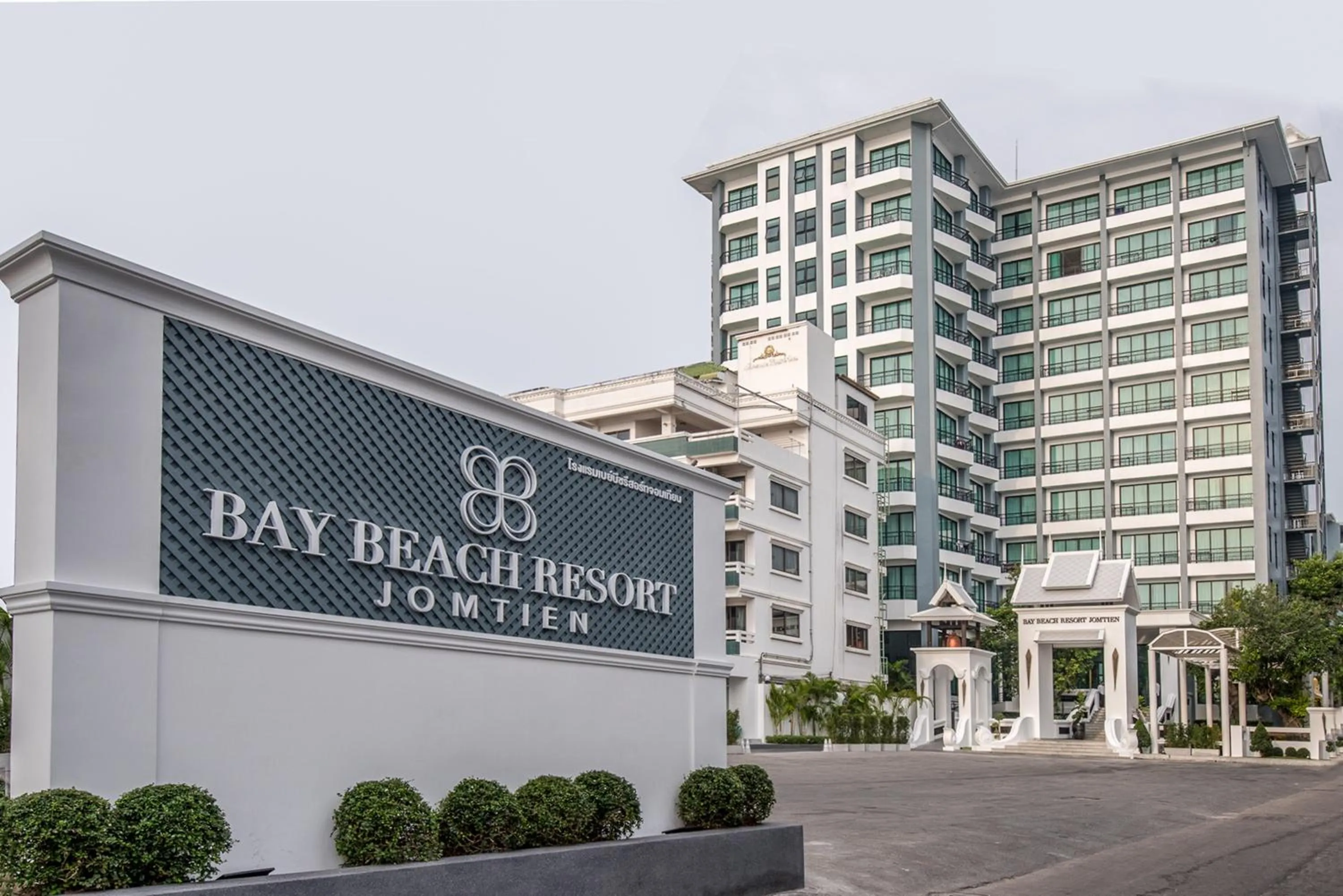 Property building in Bay Beach Resort Jomtien
