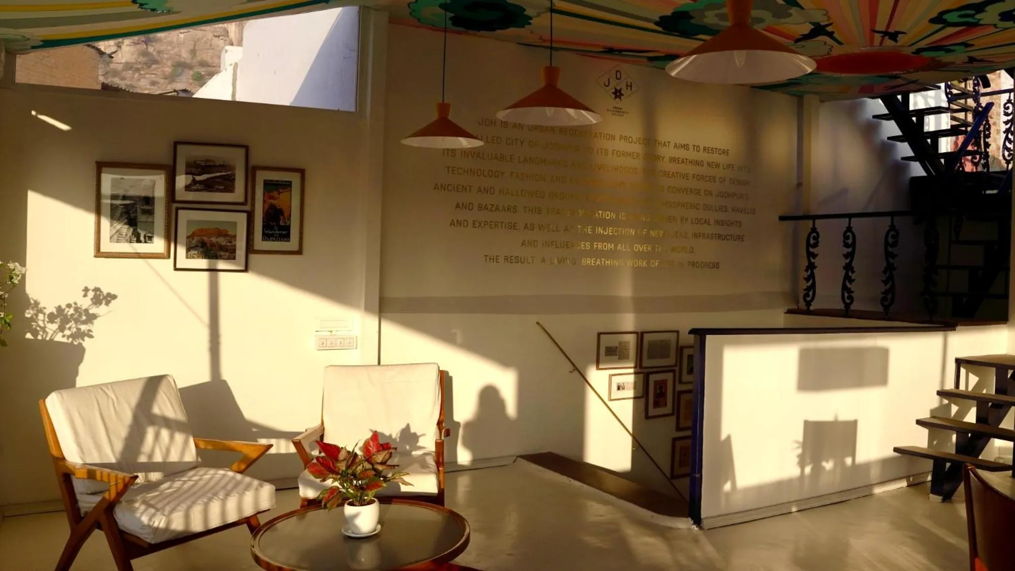 Restaurant/places to eat in The Stepwell Hotel