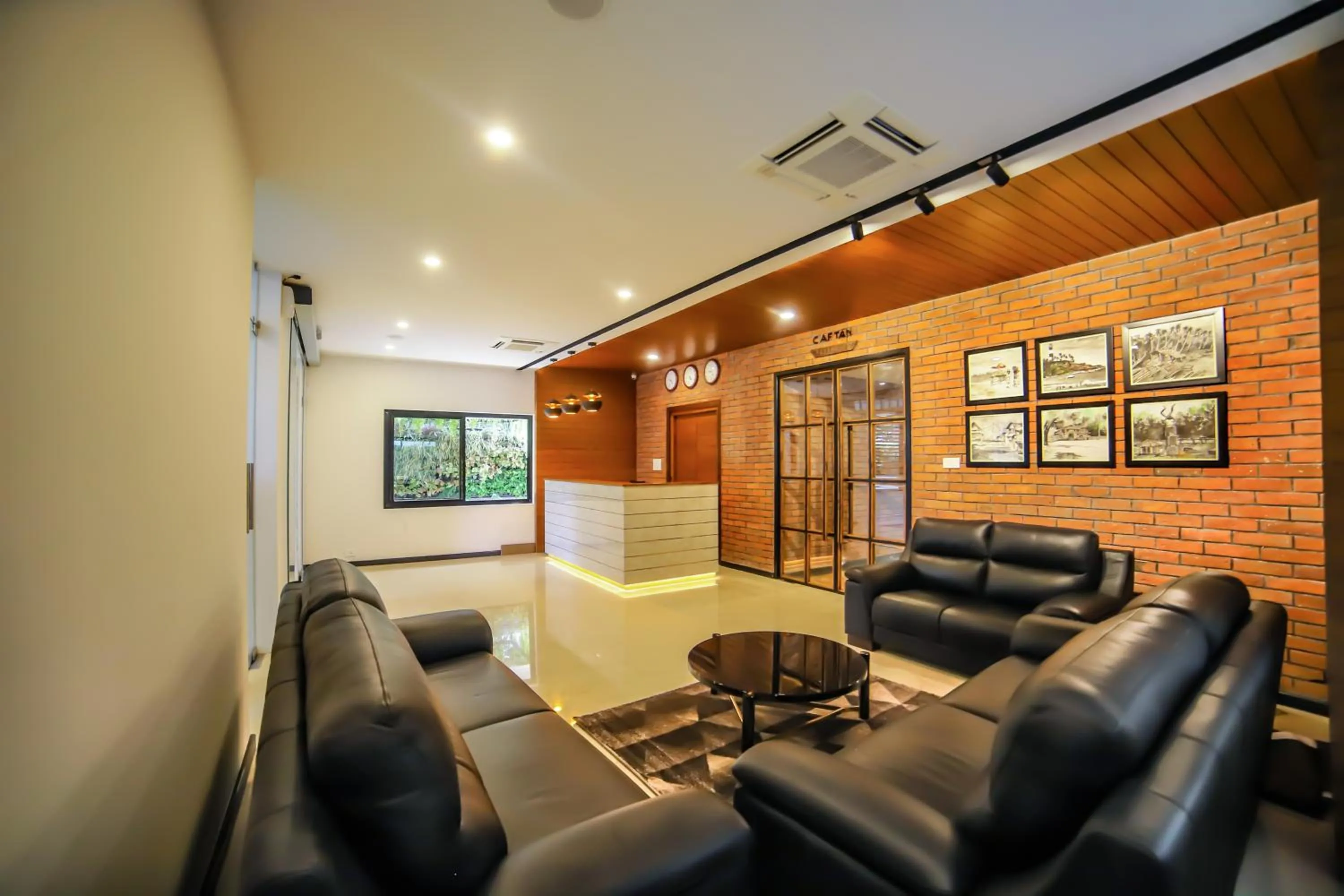 Lobby or reception in Hotel Villa Maryam