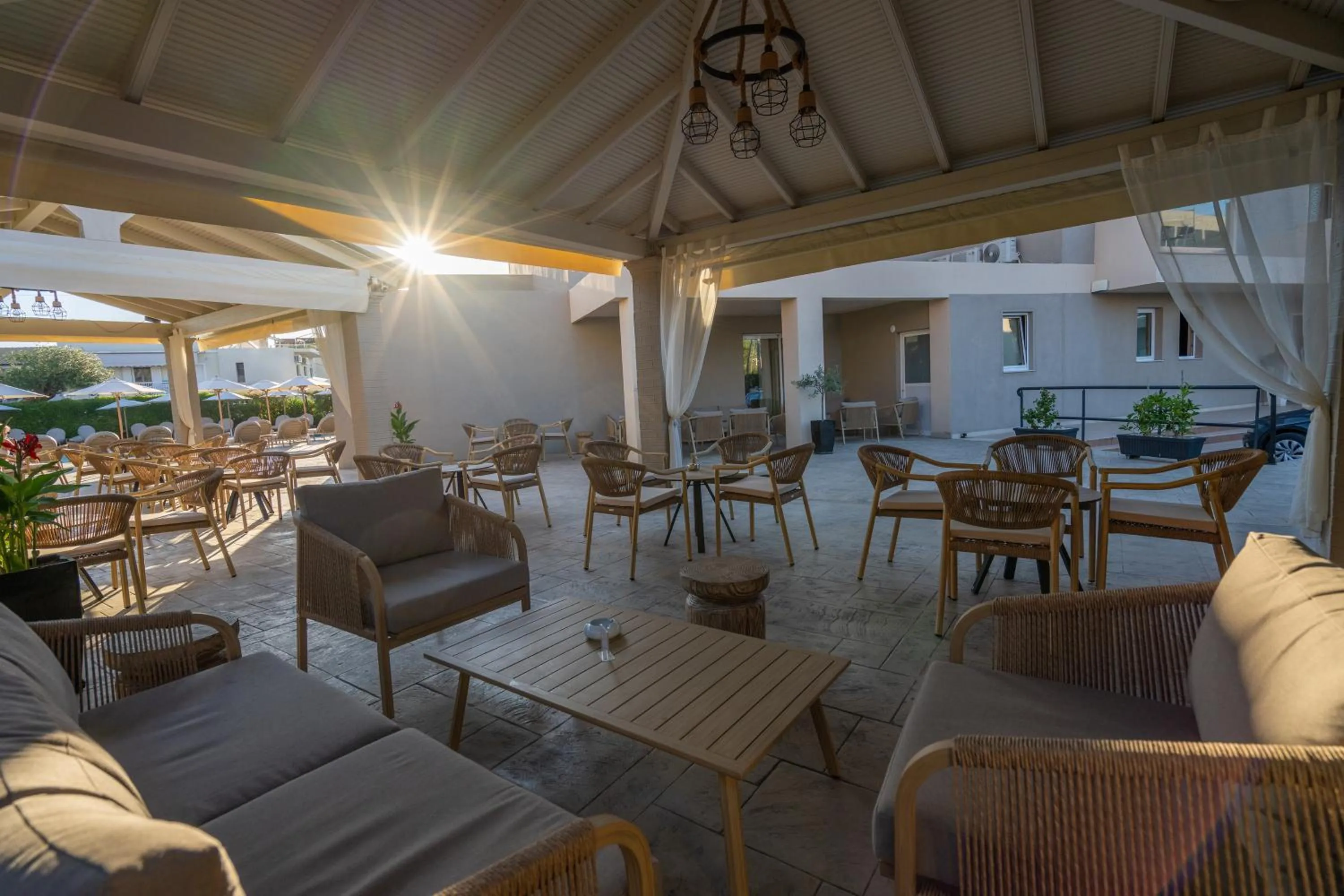 Lounge or bar in CNic Gemini Hotel