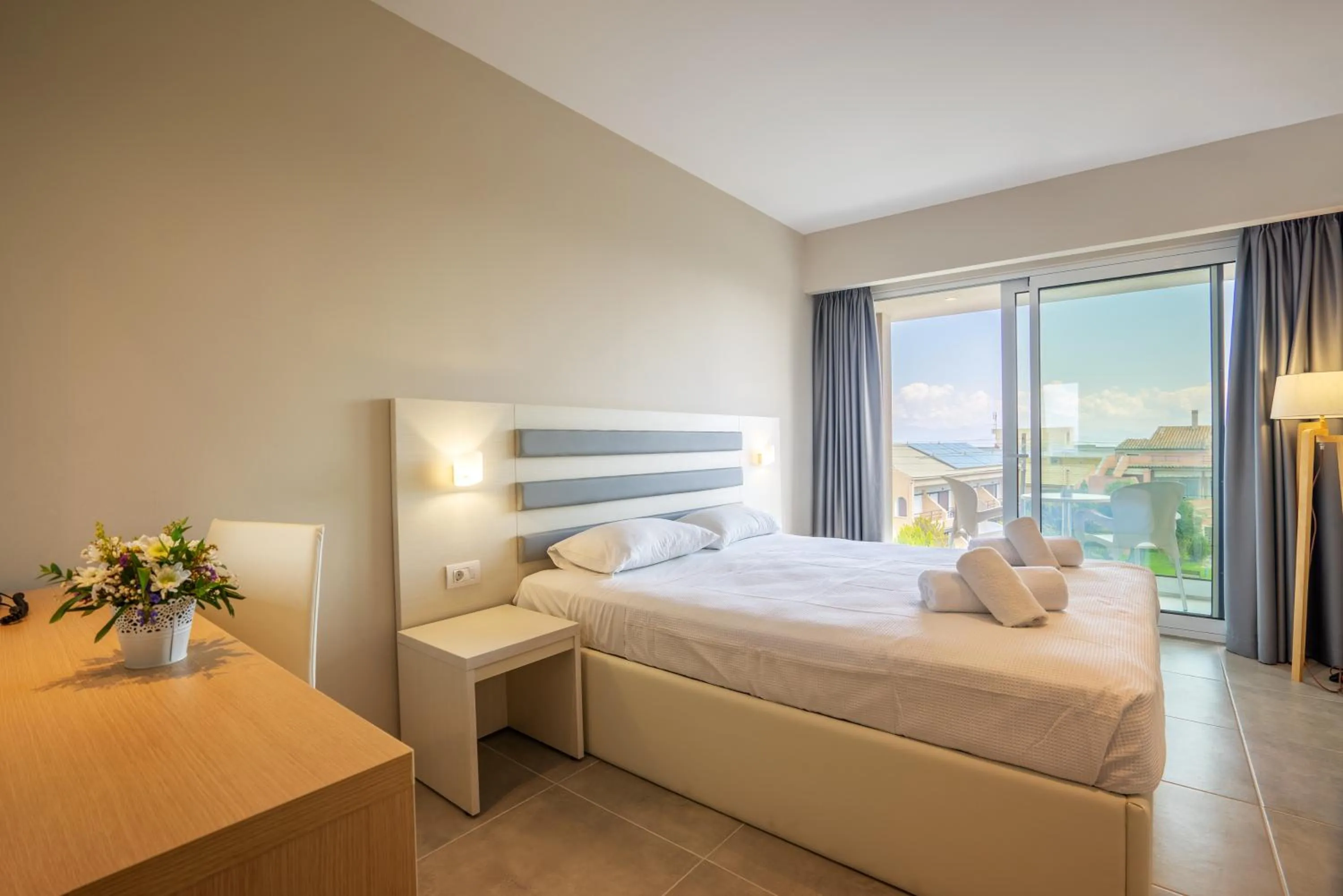 Bed in CNic Gemini Hotel