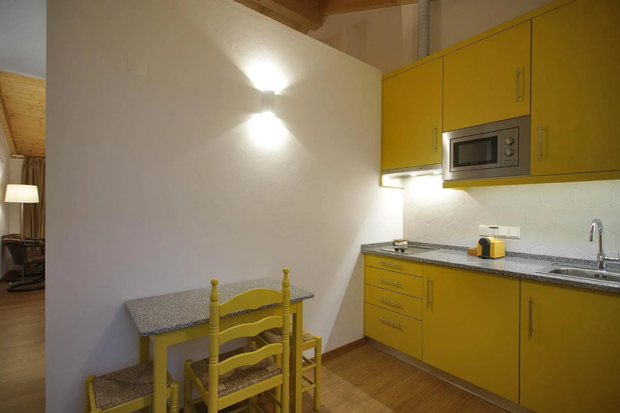 Kitchen or kitchenette in Quinta do Chocalhinho Agroturismo & SPA