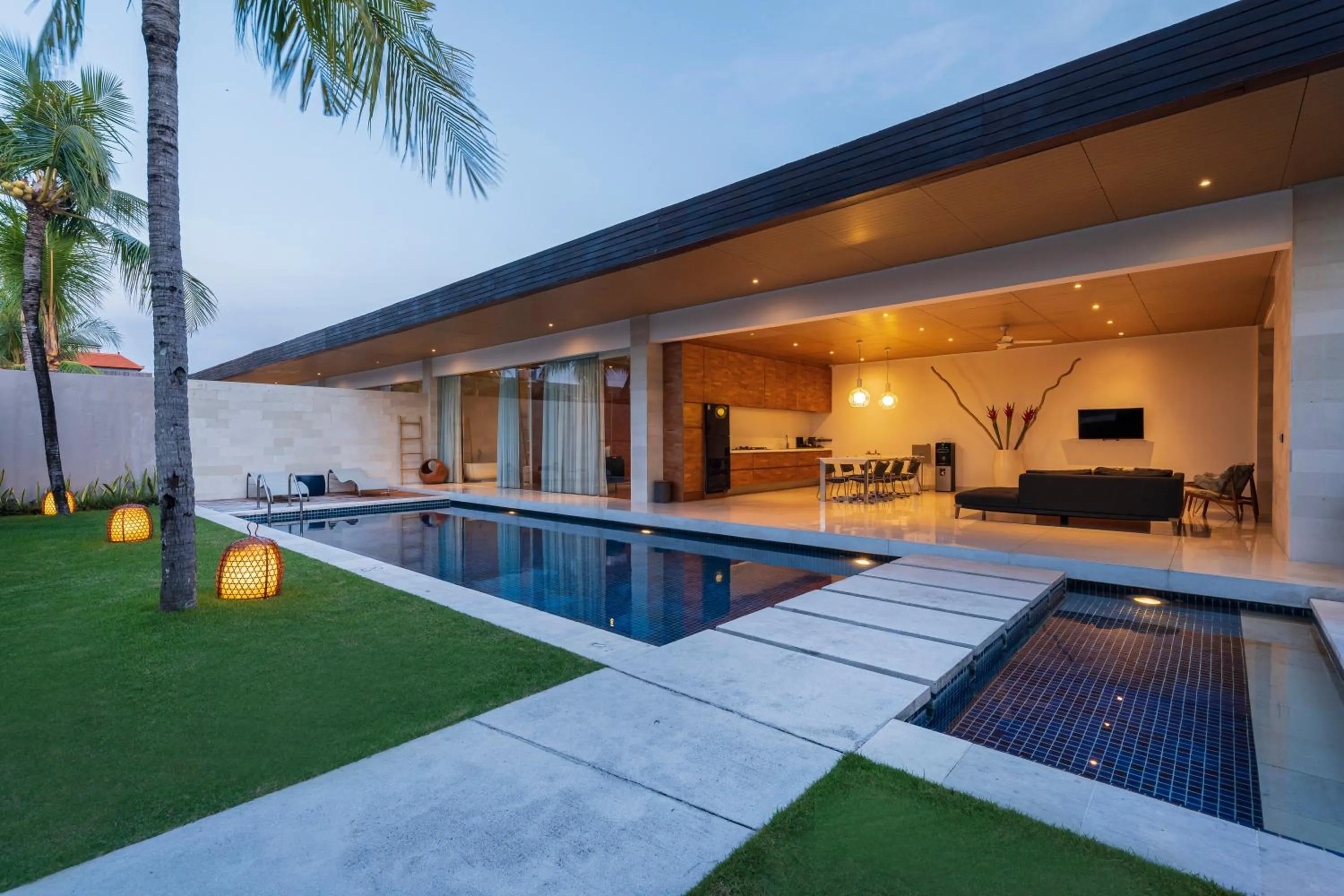 Swimming pool in One Eleven