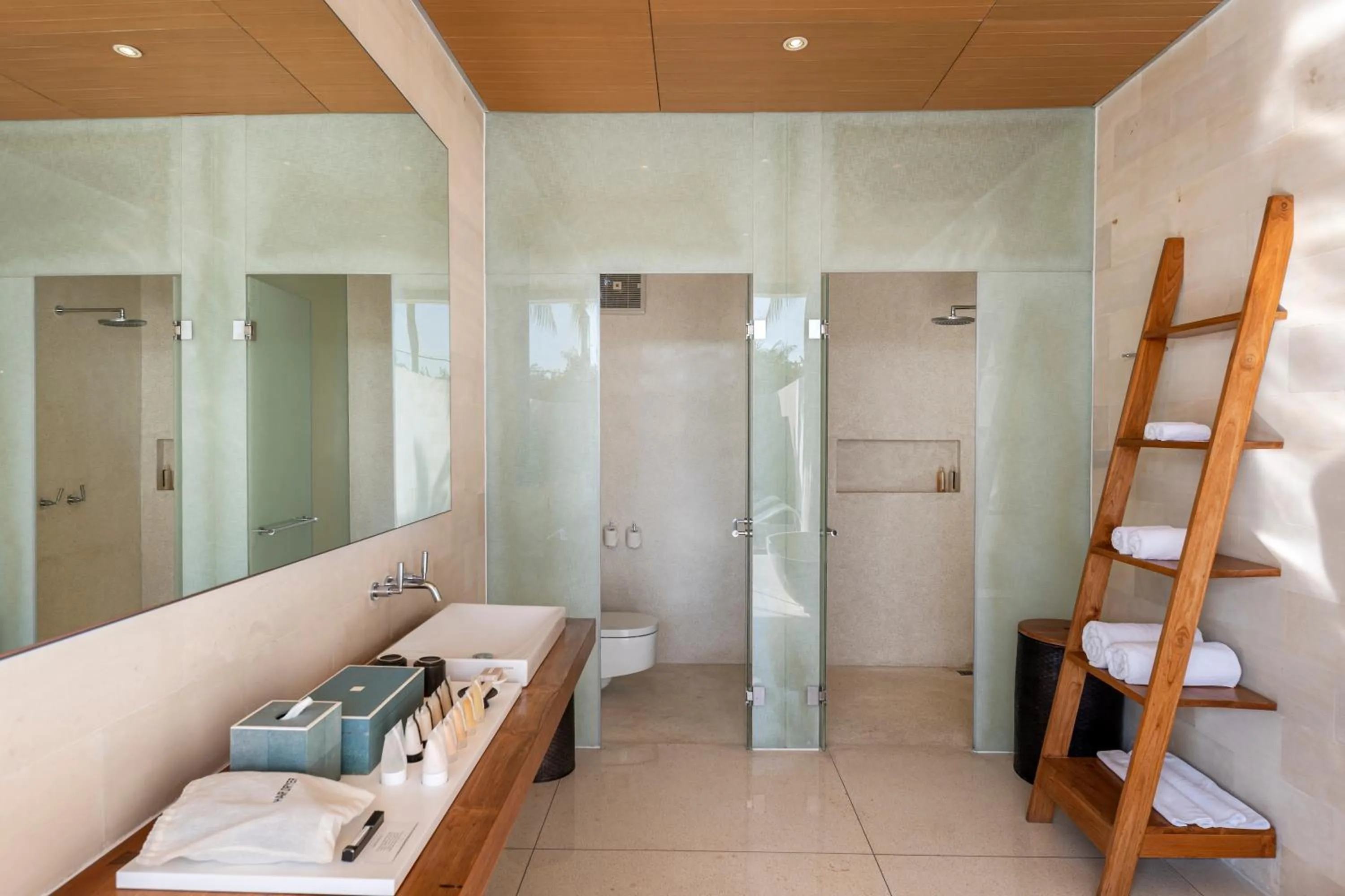 Bathroom in One Eleven