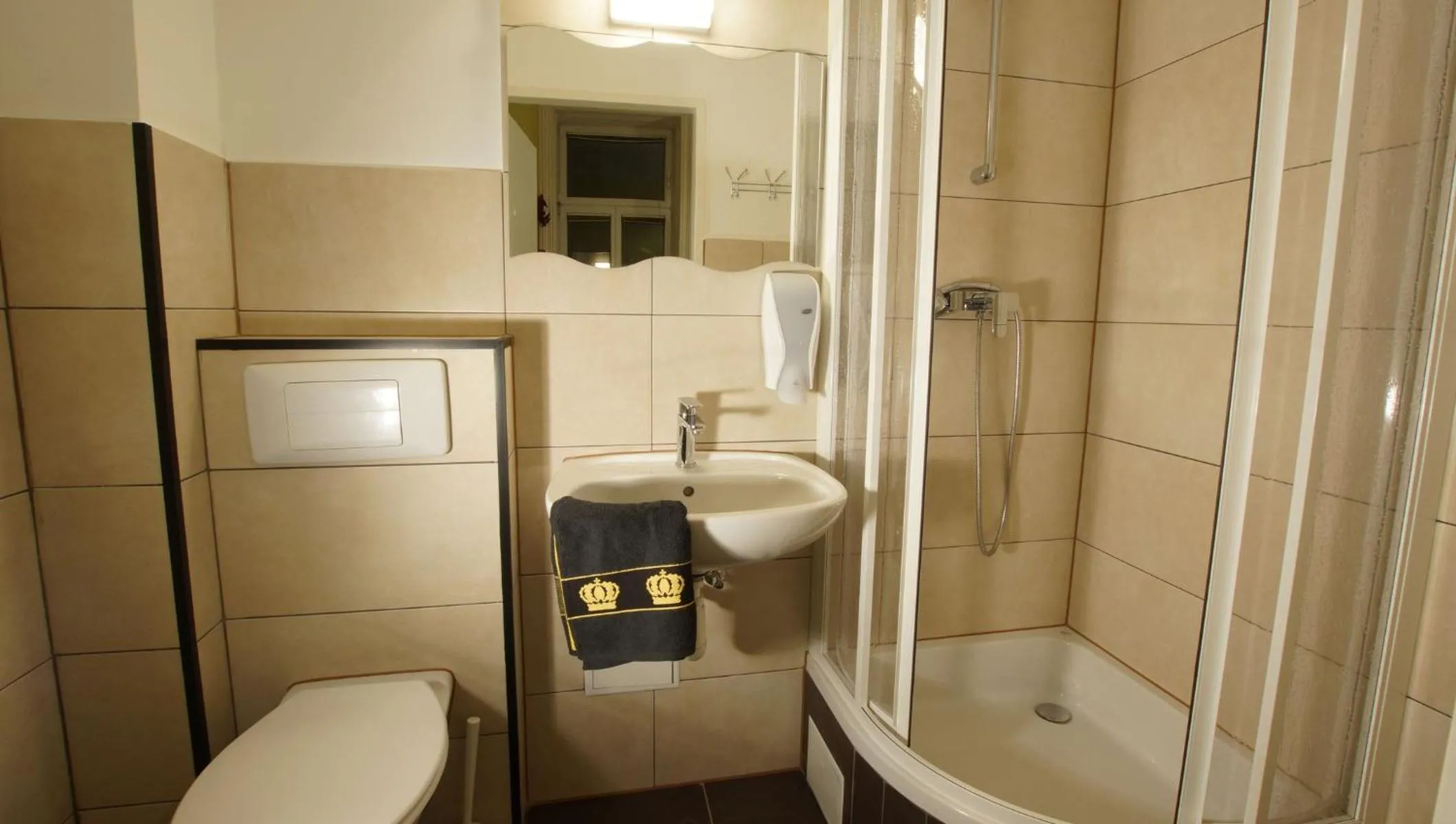 Bath in Westend City Hostel