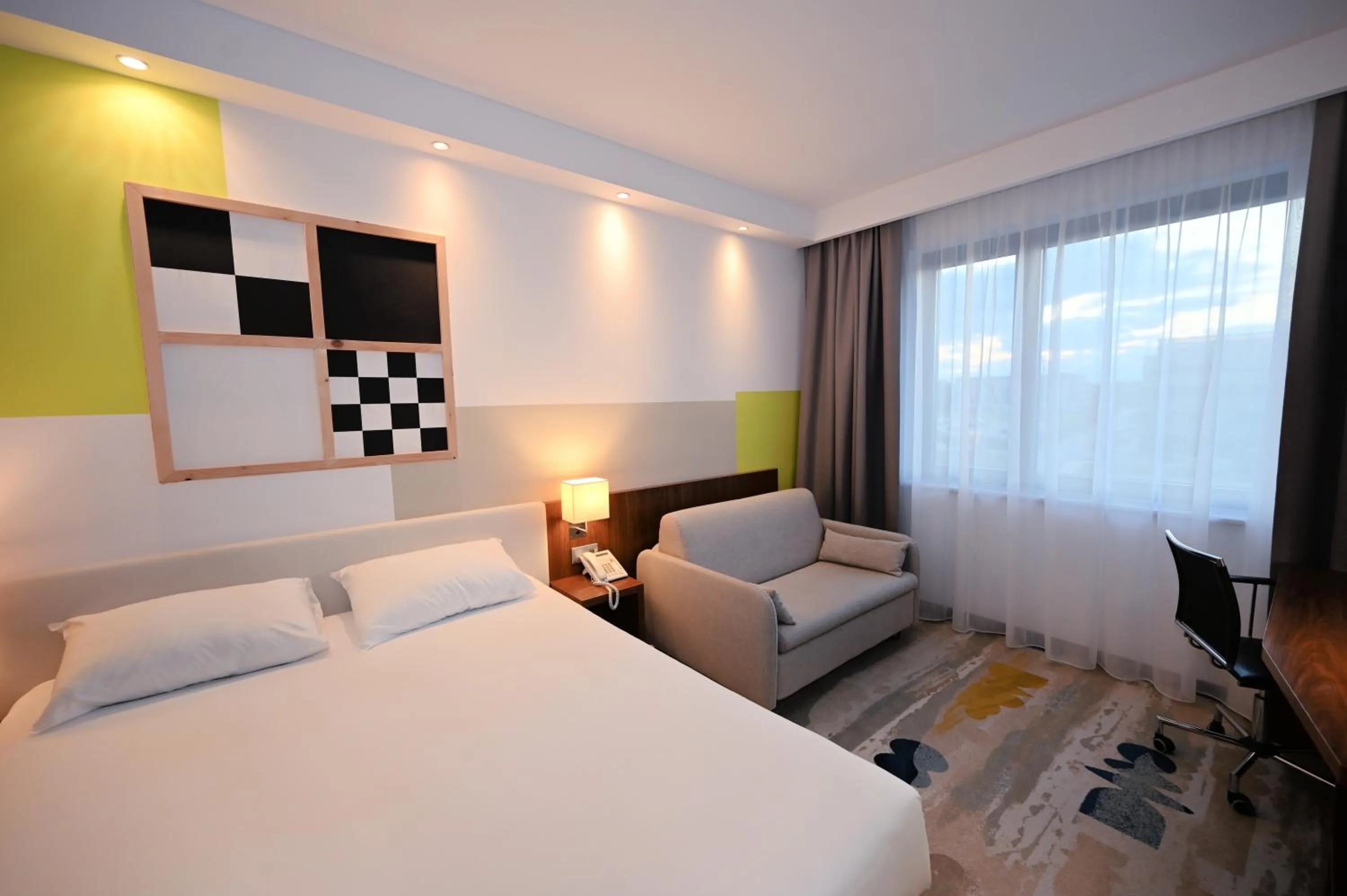 Bed in ibis Styles Warszawa Airport