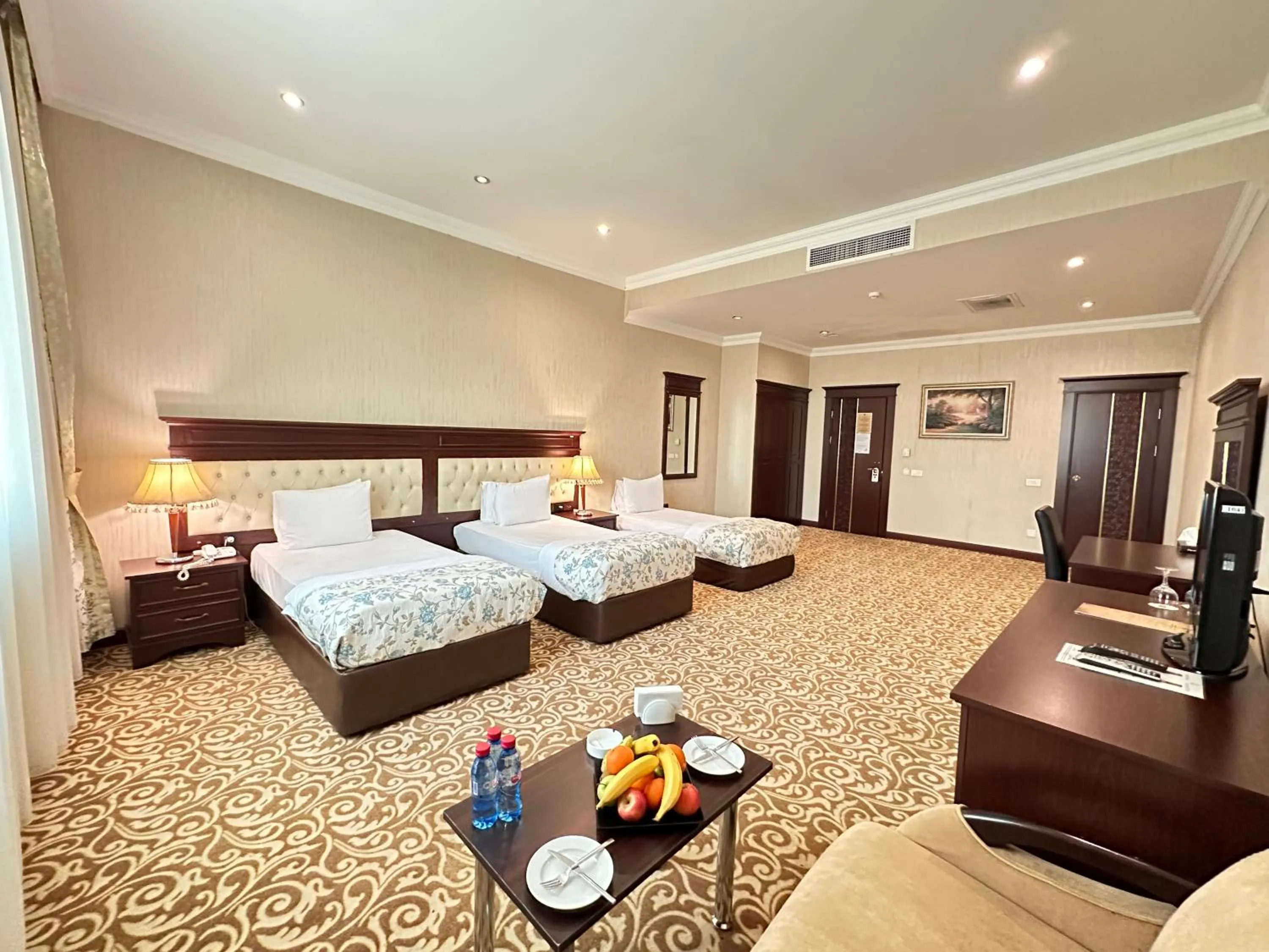 Photo of the whole room, Bed in Modern Hotel Baku