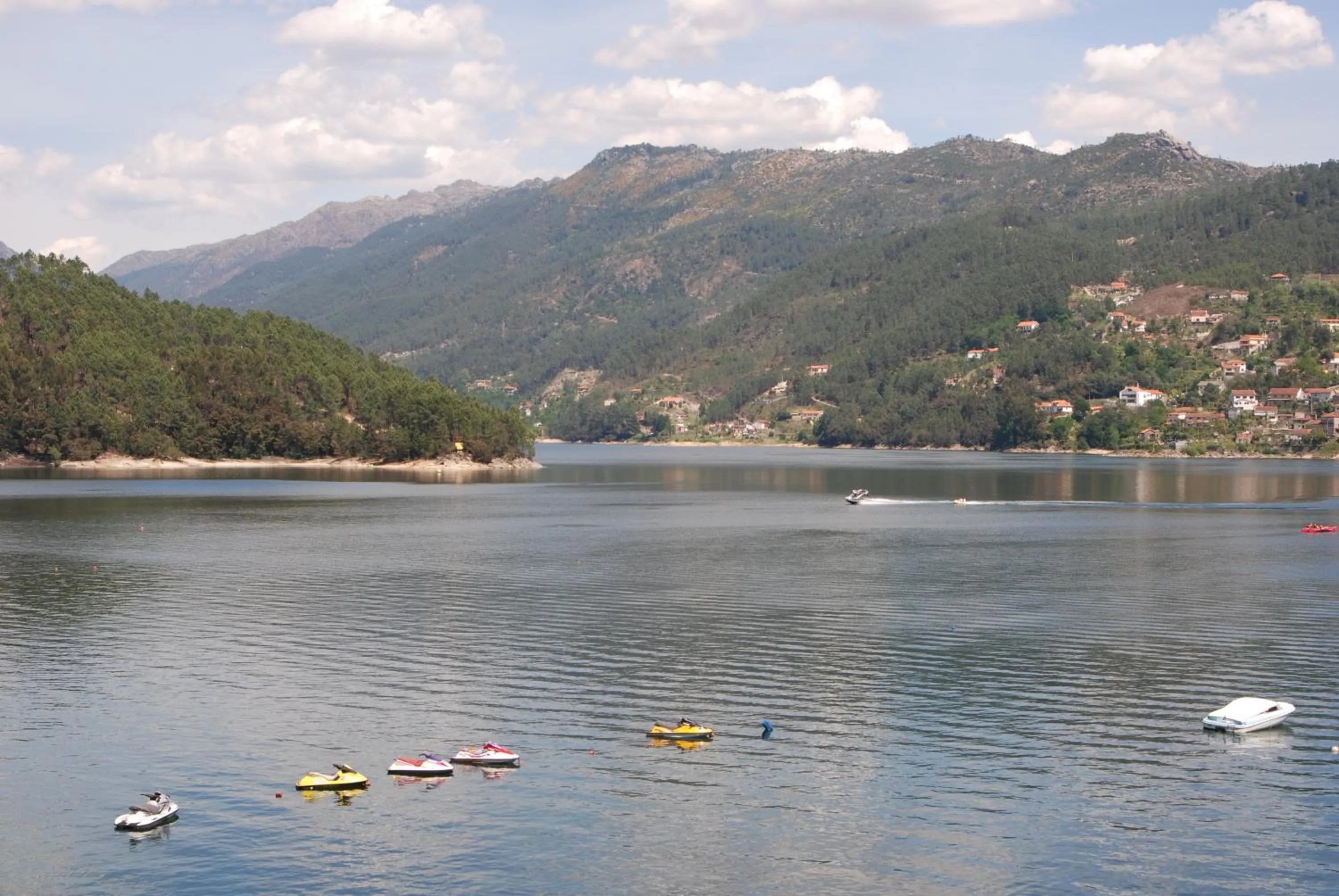 Canoeing in Hotel Carvalho Araujo
