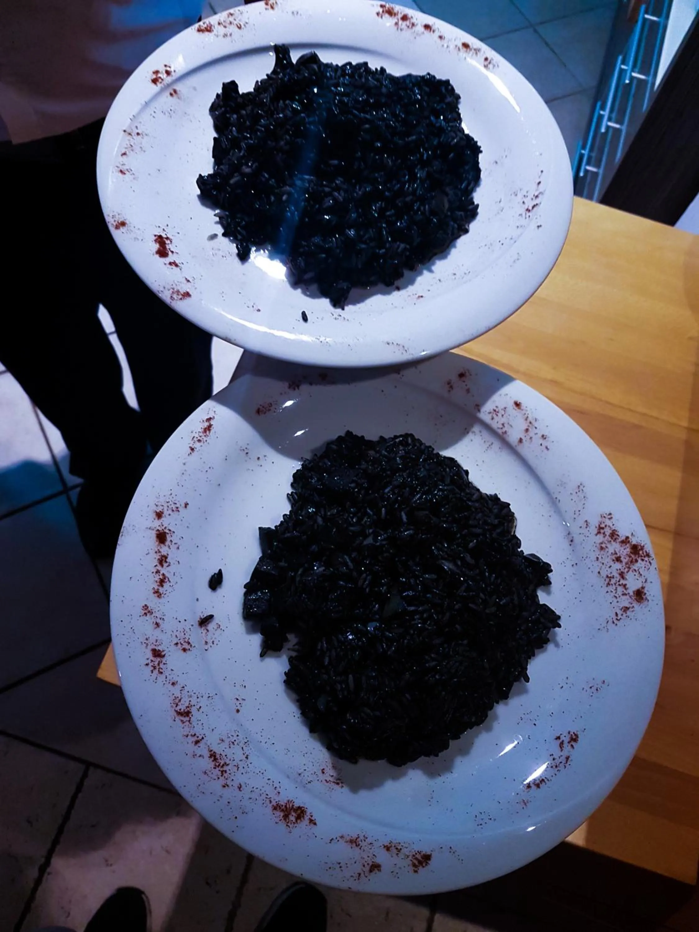 Restaurant/places to eat in Beach Hotel