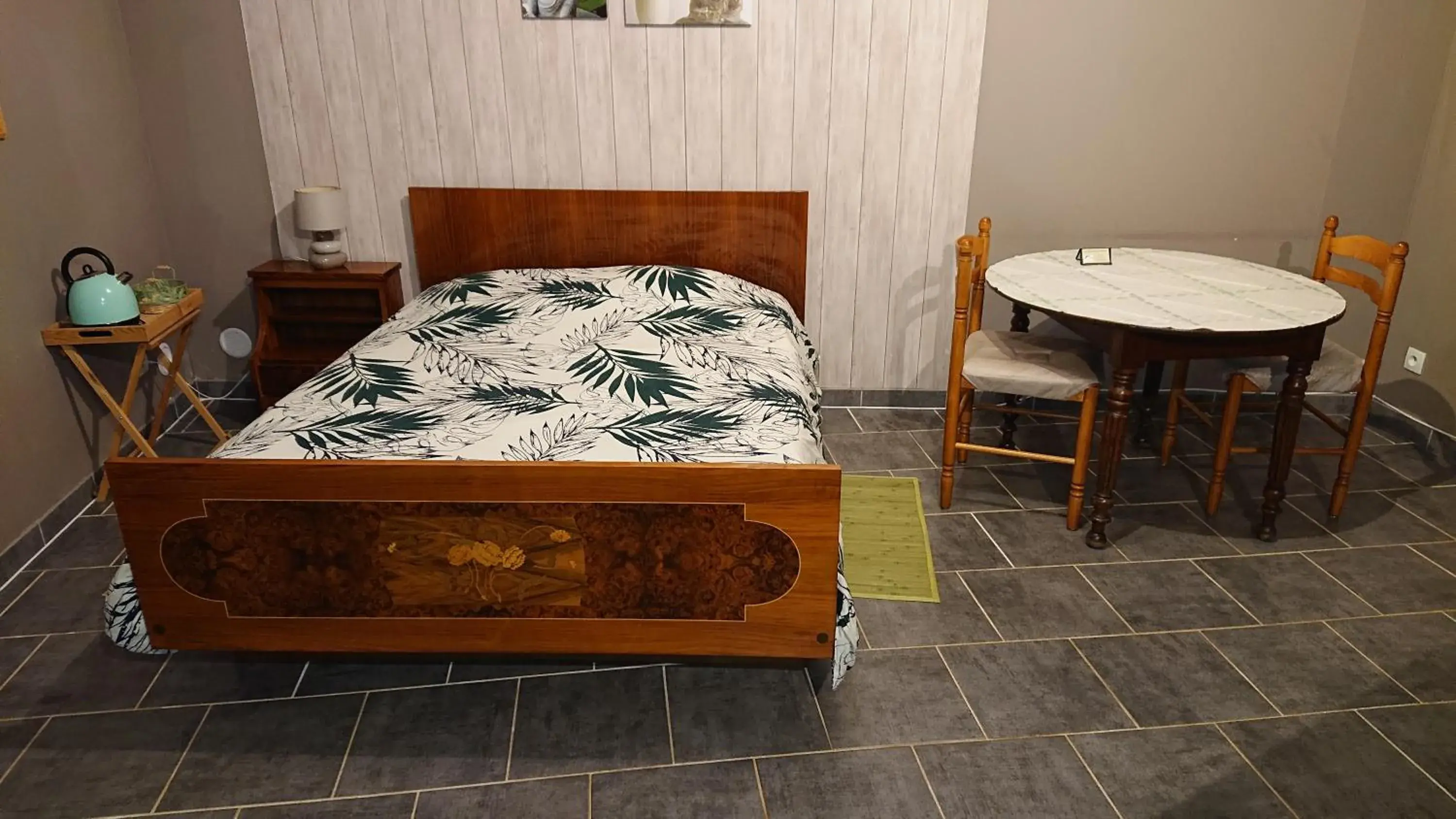 Double Room with Terrace in Les Chambres du Relais Double Room with Terrace in Les Chambres du Relais