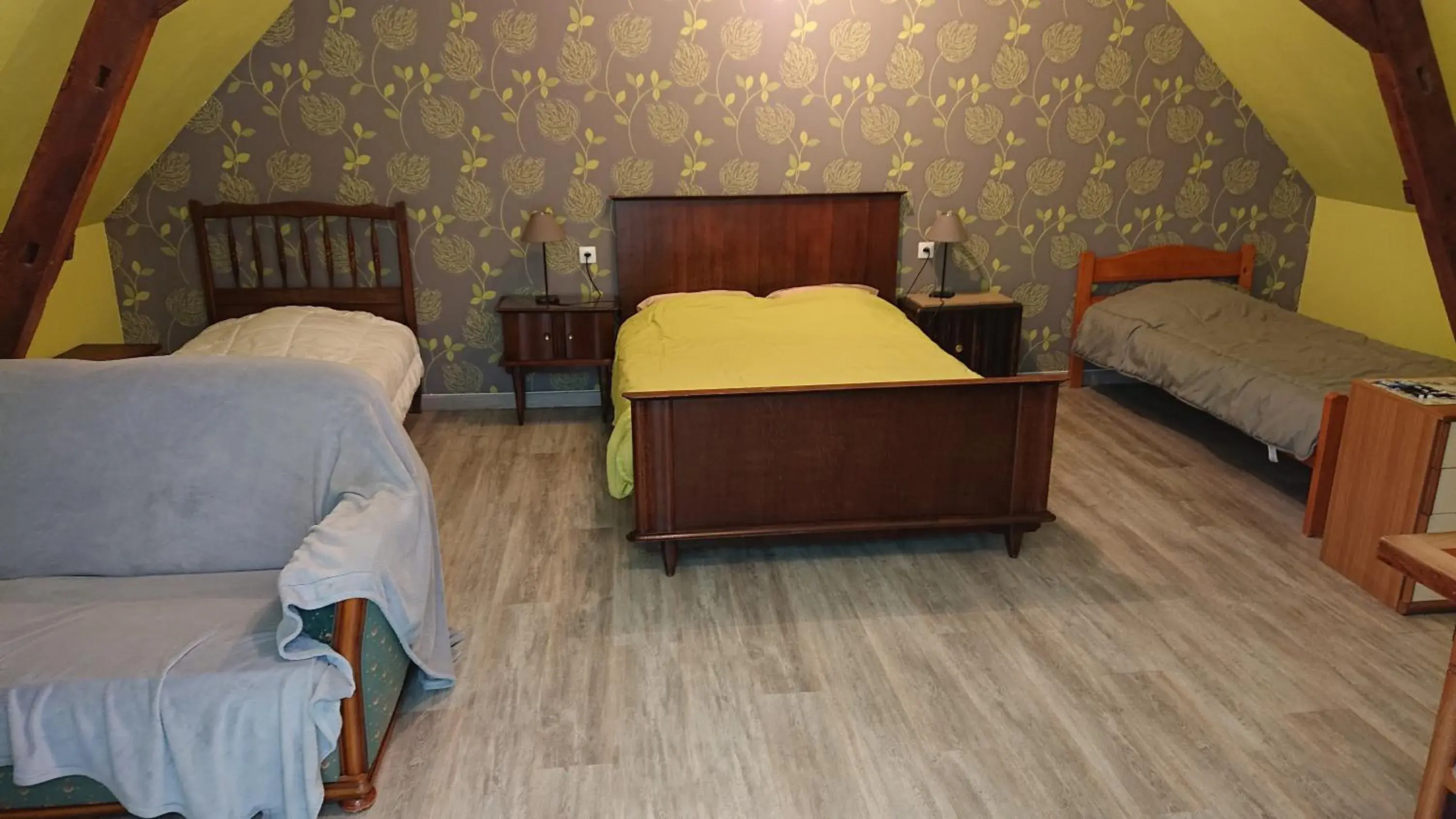 Large Double or Twin Room in Les Chambres du Relais Large Double or Twin Room in Les Chambres du Relais