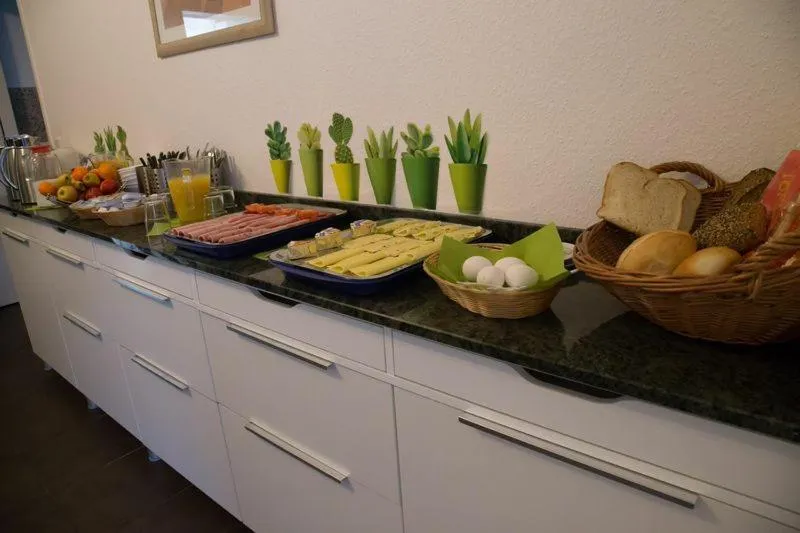 Restaurant/places to eat in Bed & Breakfast BonnaNotte