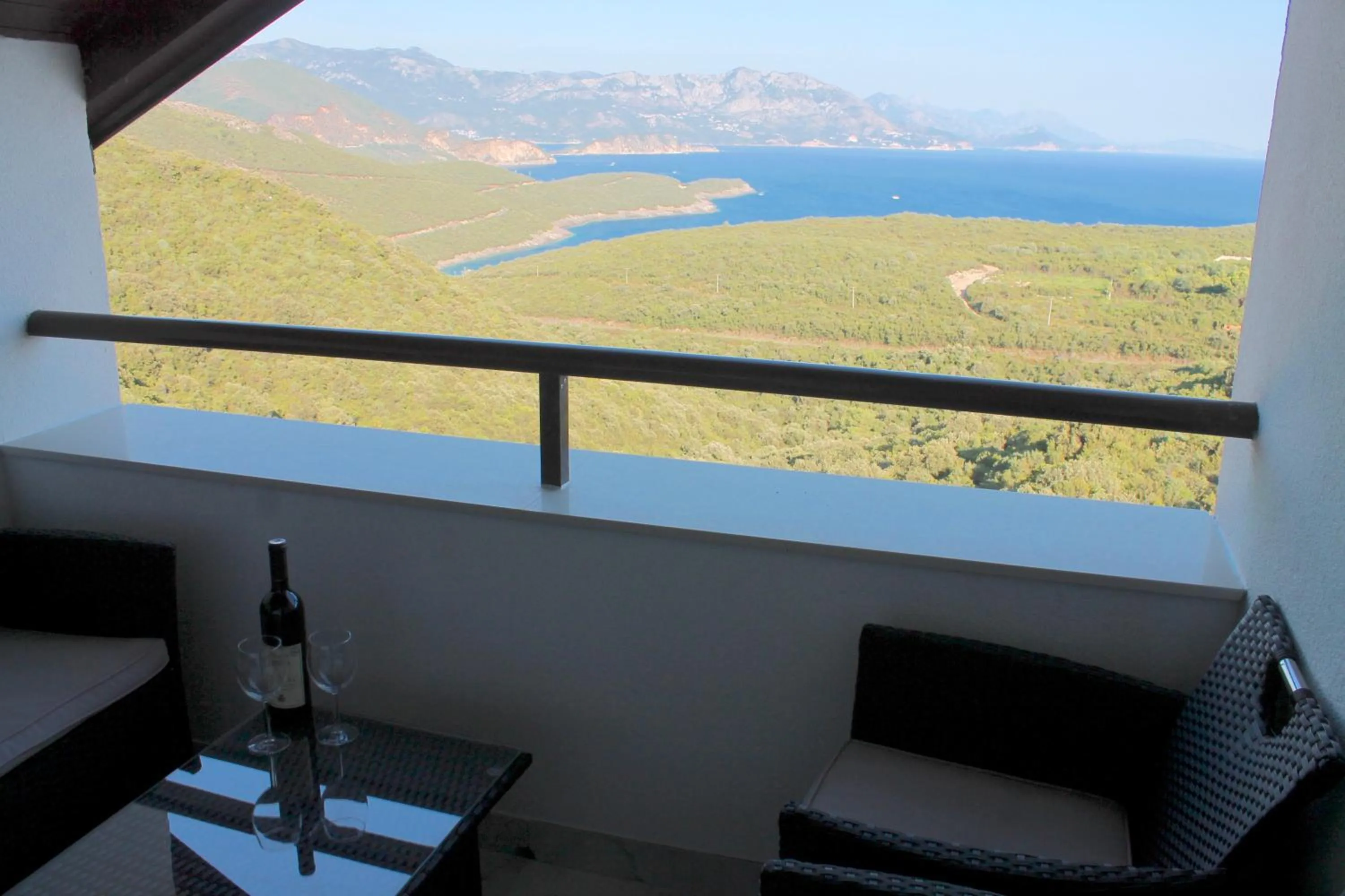 Sea view in Apartments Villa Milna 1
