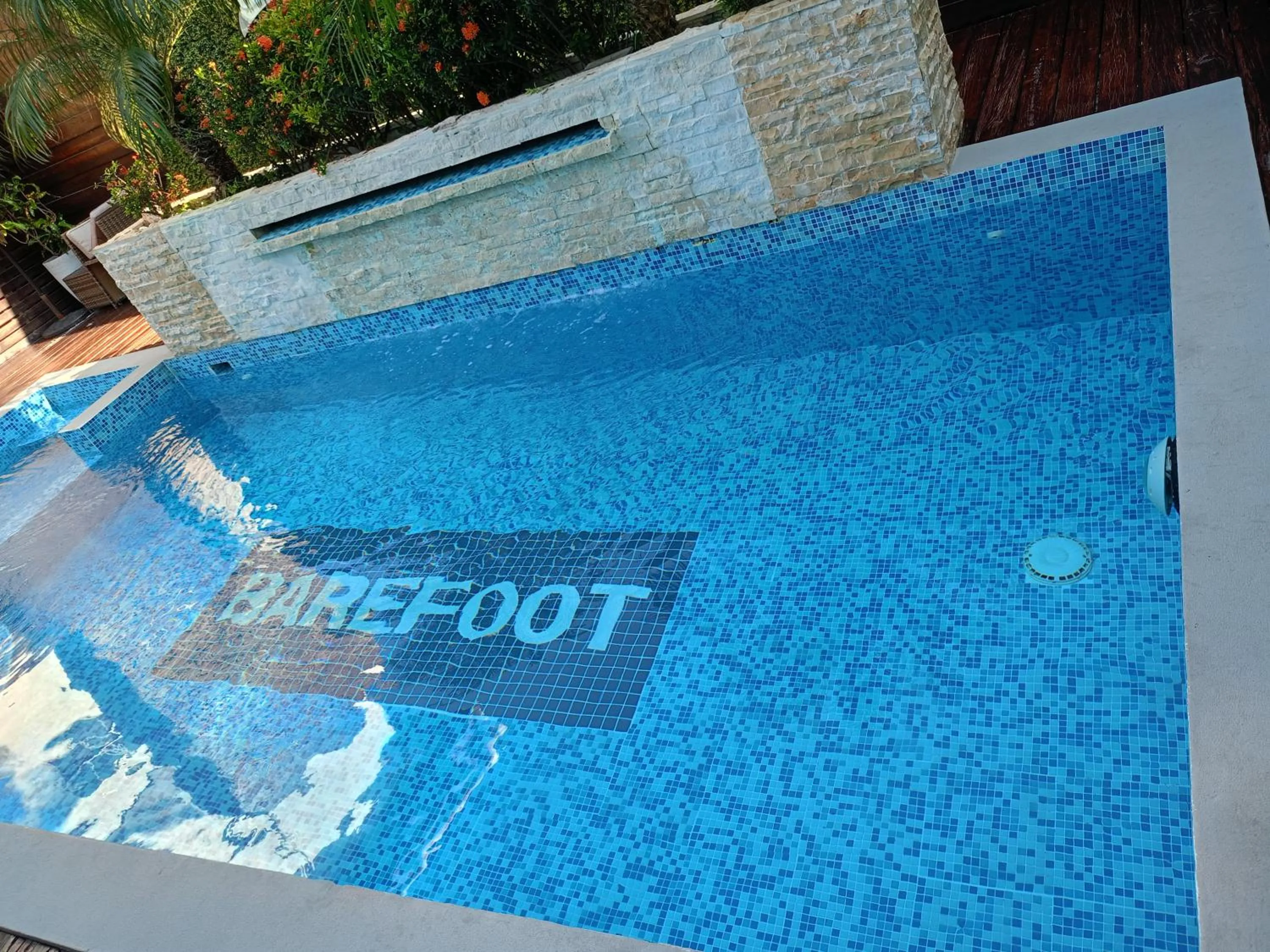 Family in Barefoot Caye Caulker Hotel