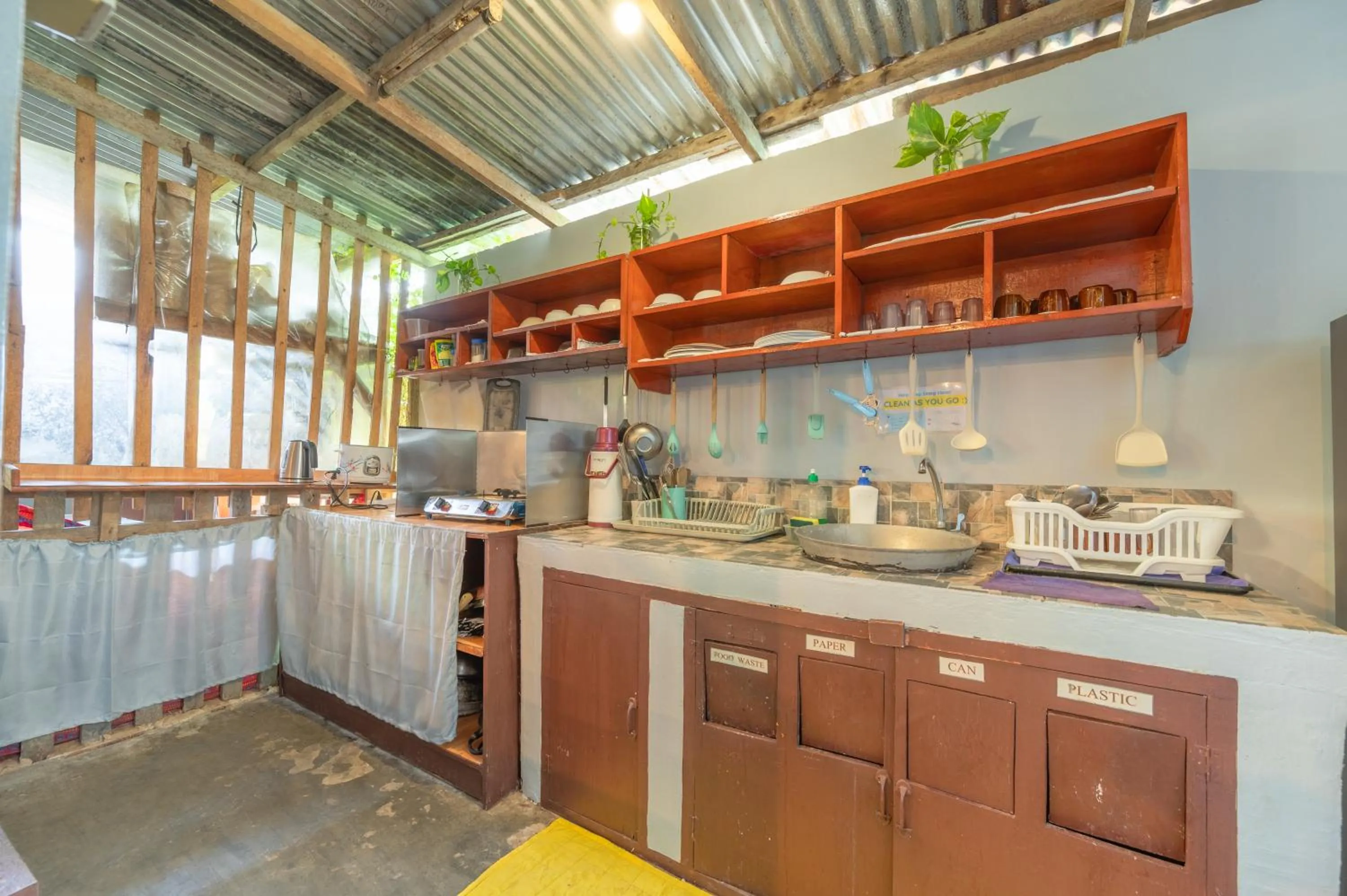 Communal kitchen in Sinag Hostel