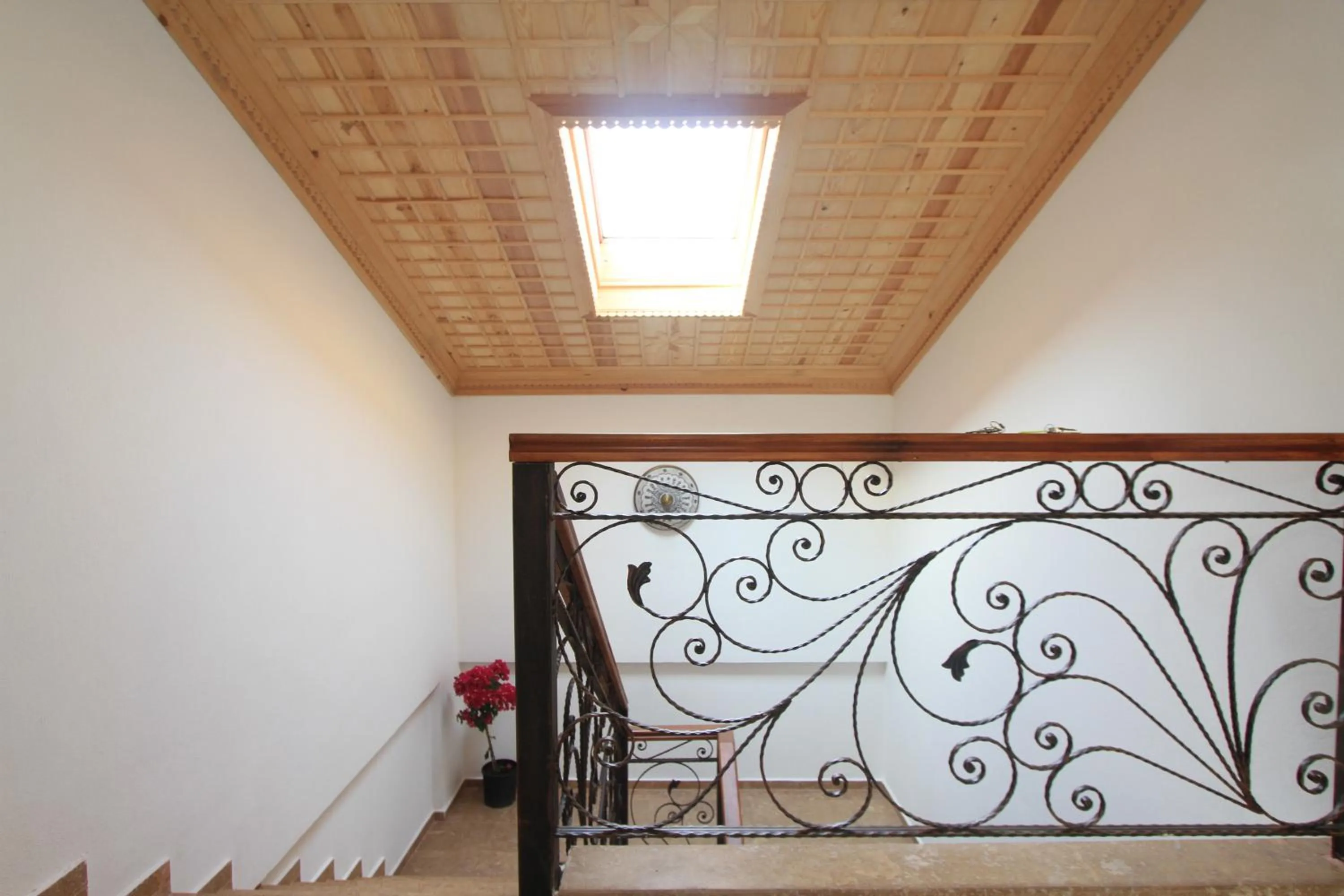 Other, Bed in Mervehan Residence