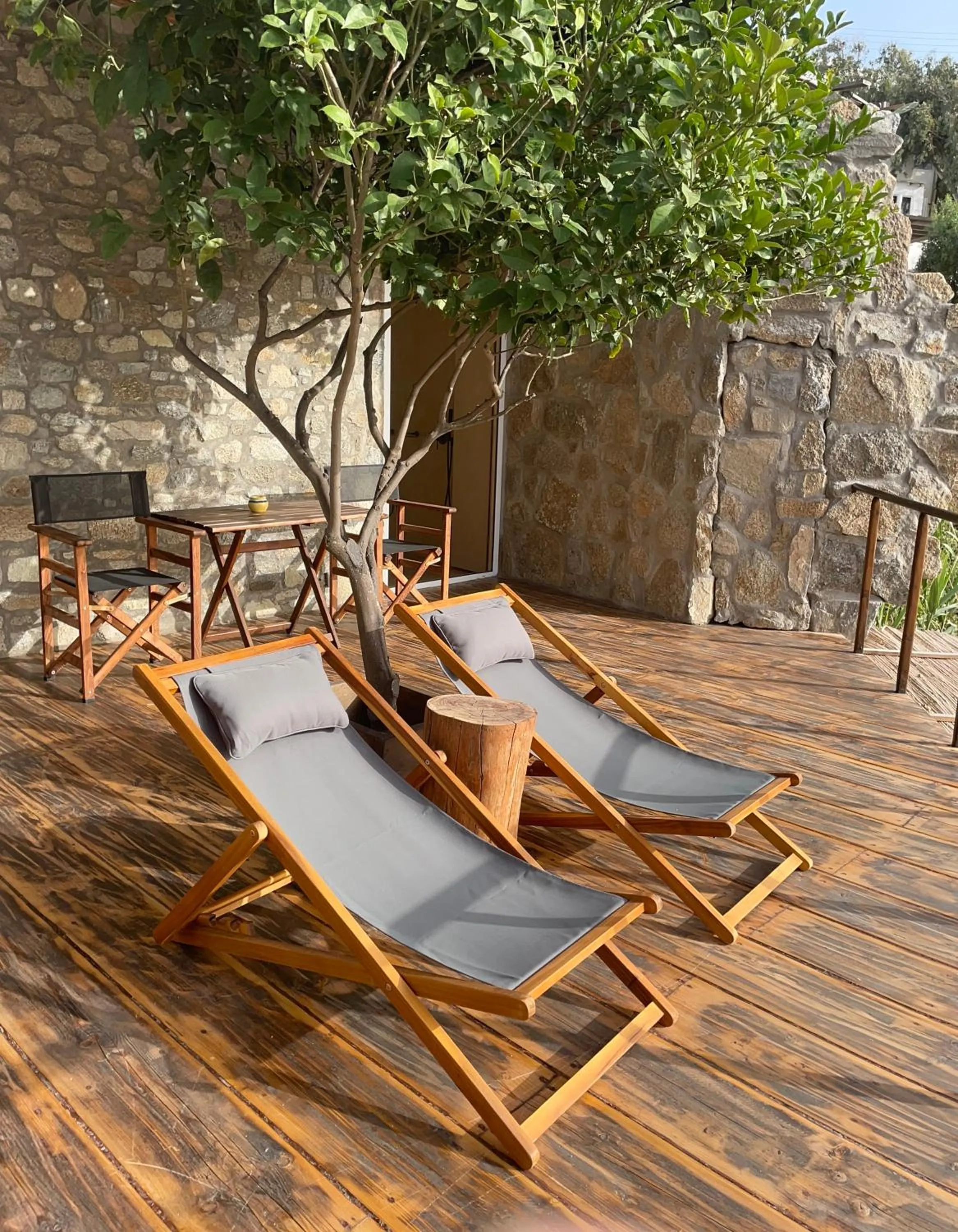 sunbed in KLIDON Dreamy Living Suites