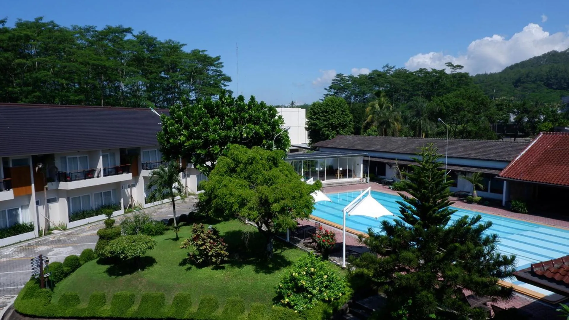 Property building in Front One Resort Magelang