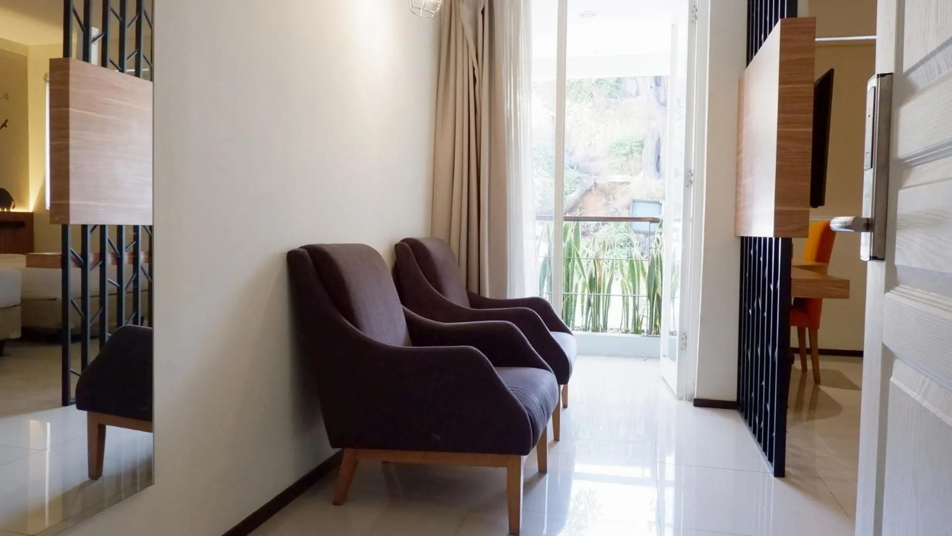 Front One Resort Magelang