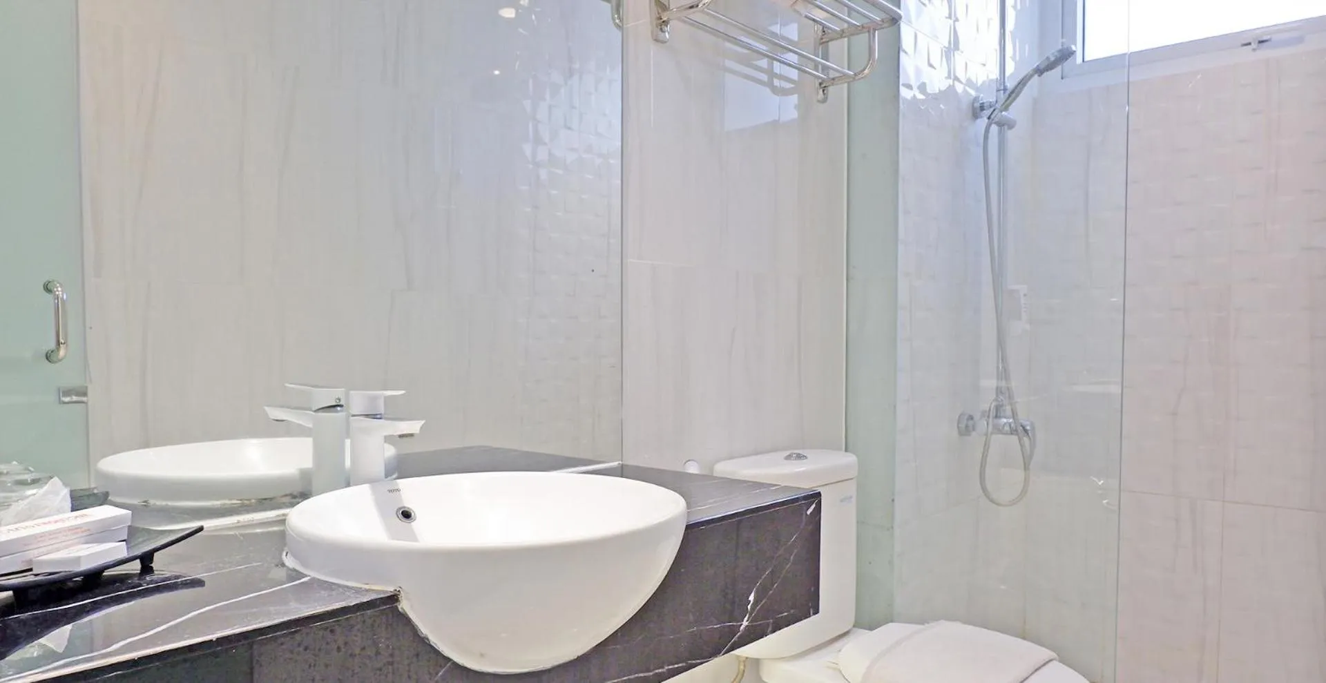 Front One Resort Magelang