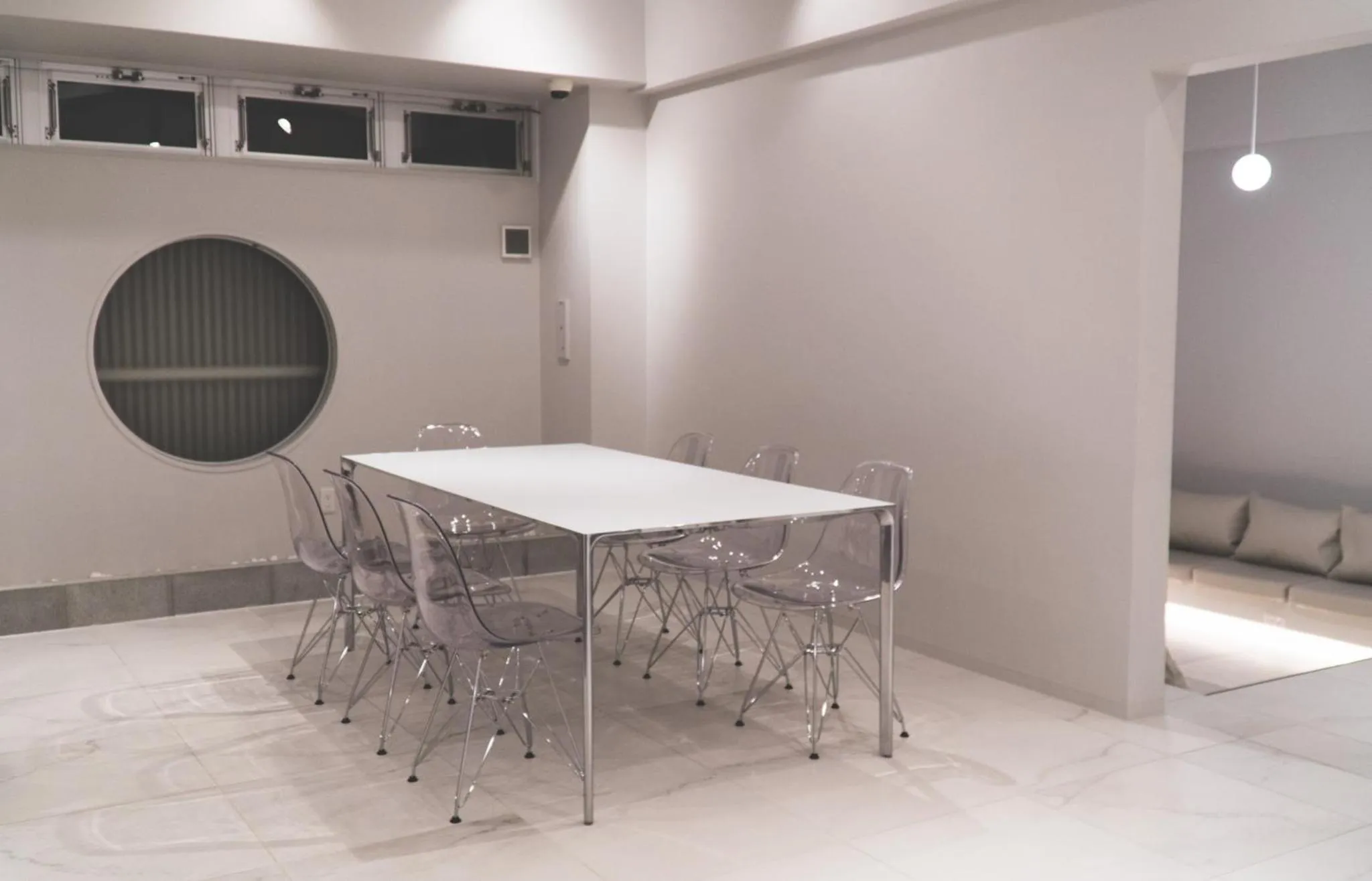 Communal lounge/ TV room in TSUKIMI HOTEL