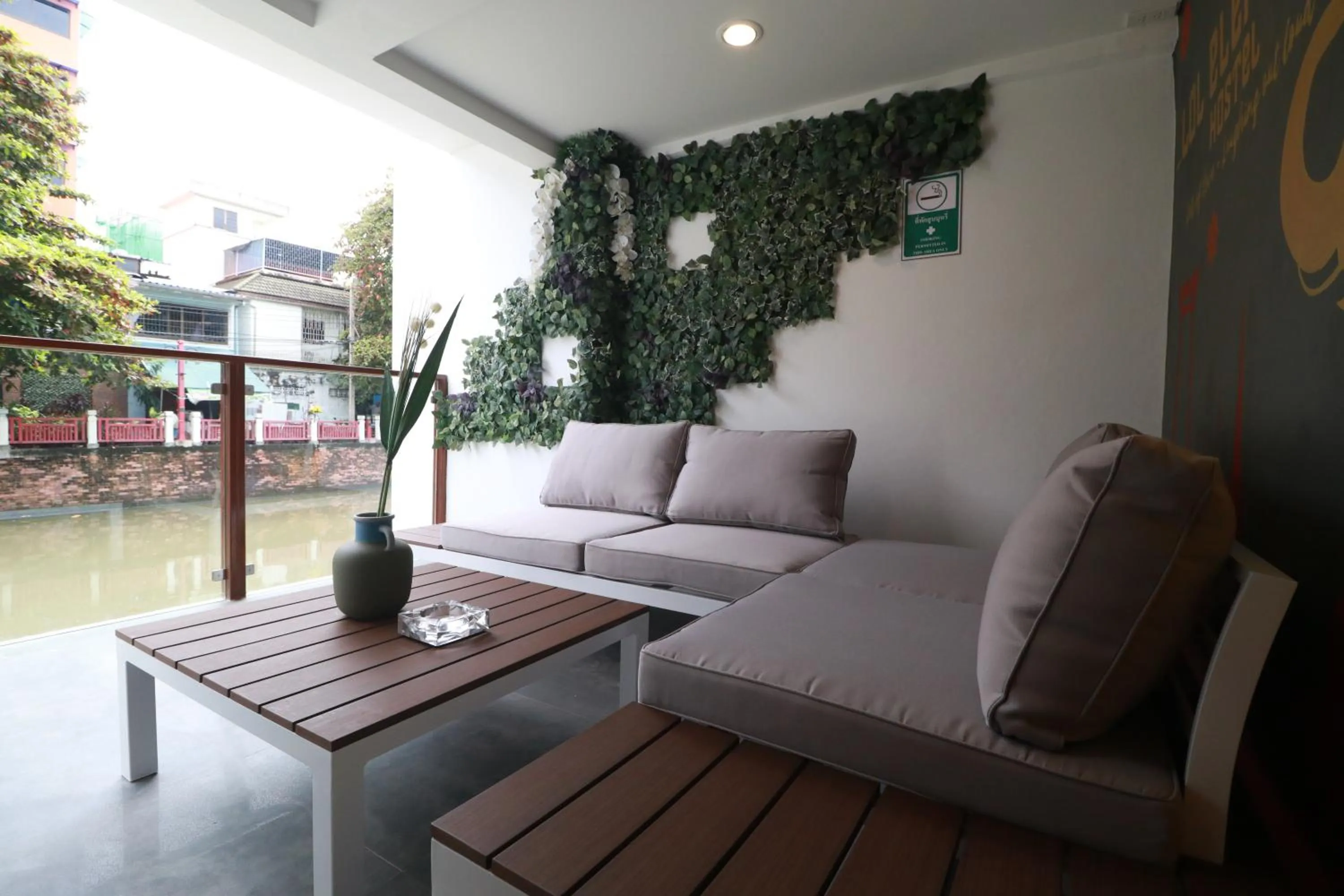 The LOL Elephant Hostel