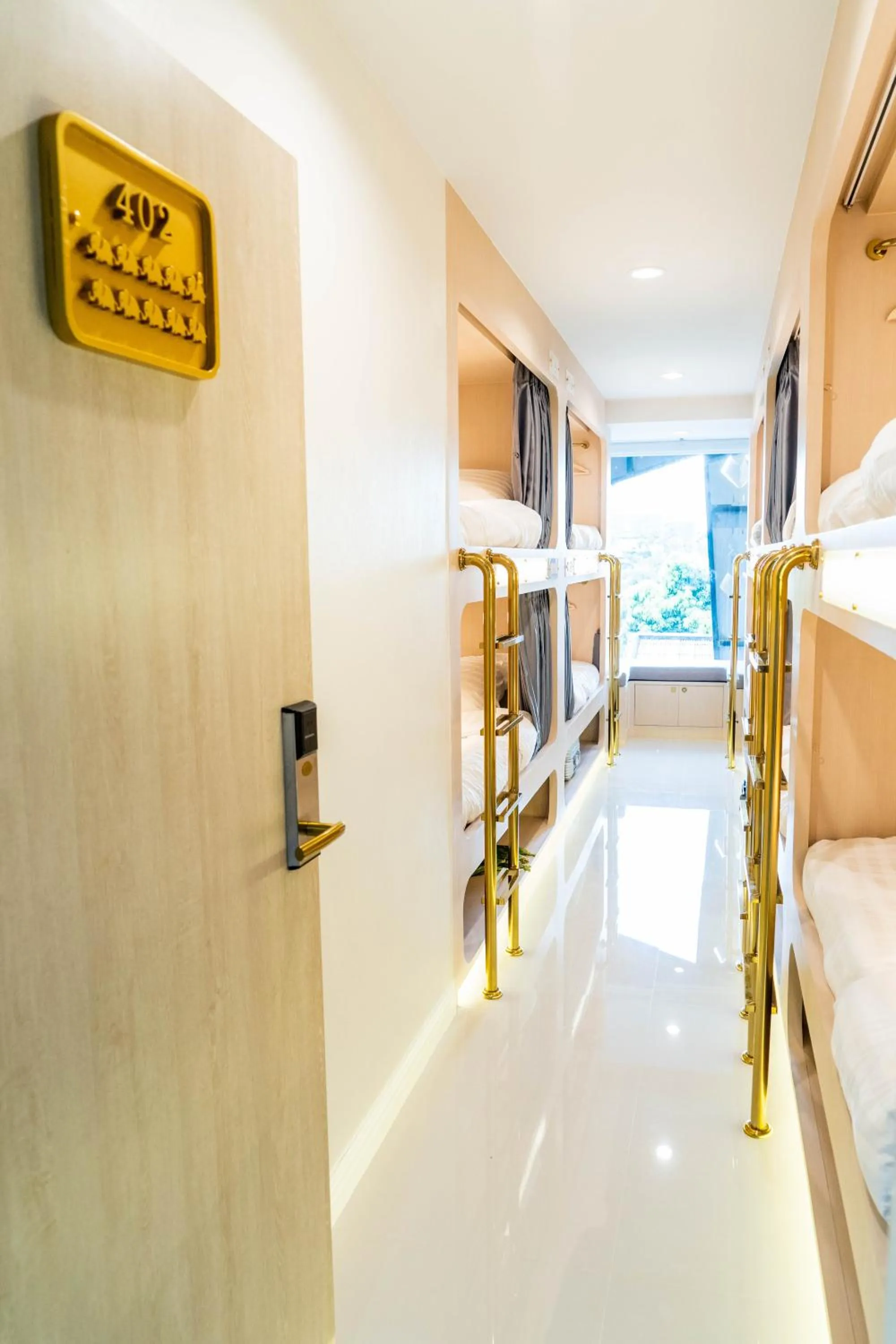 Bed in The LOL Elephant Hostel