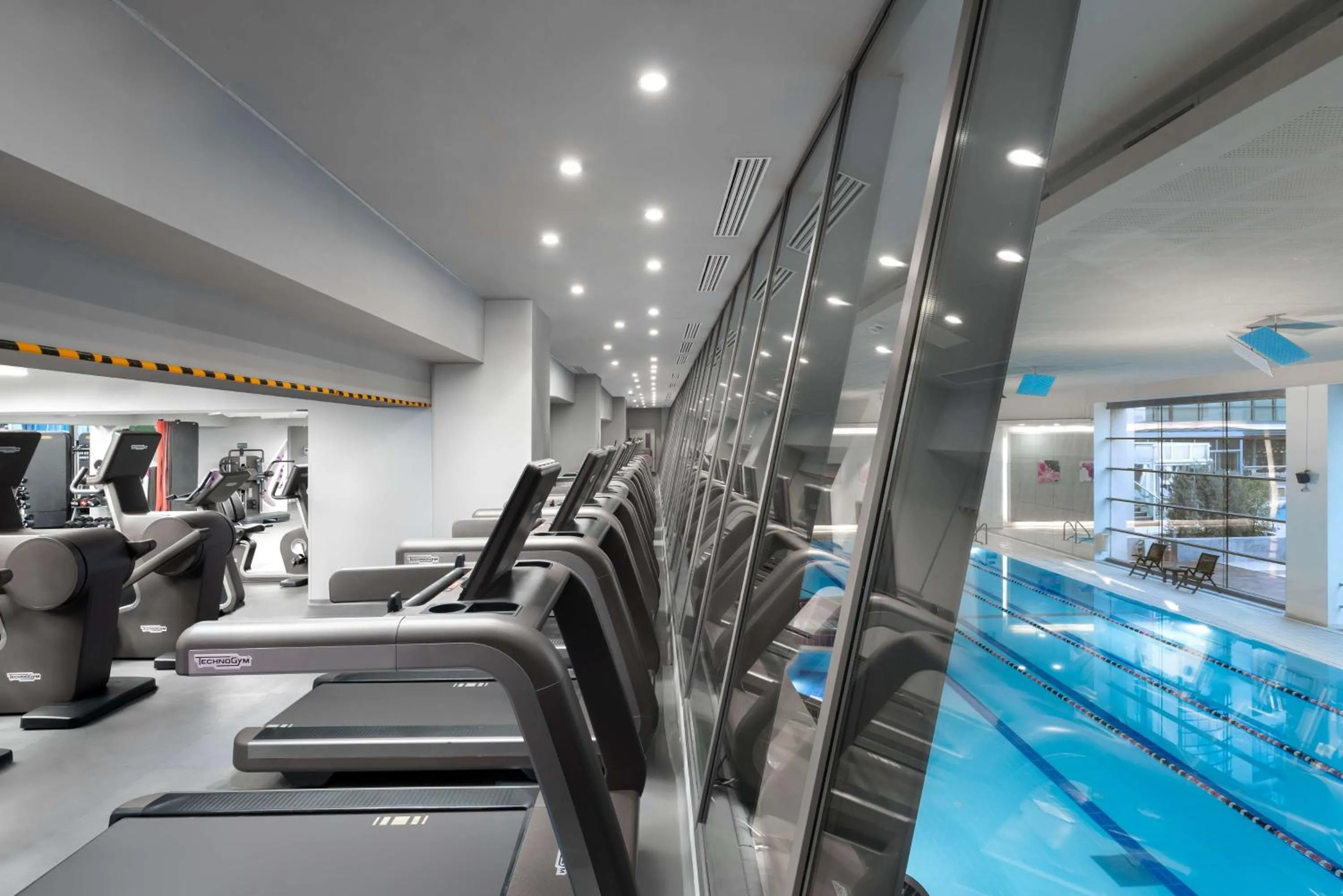 Fitness centre/facilities in Radisson Blu Hotel Bucharest