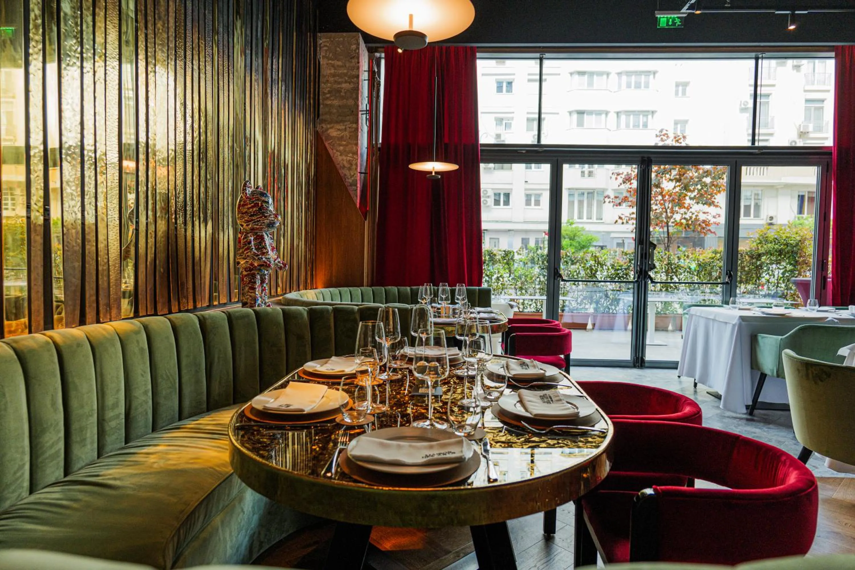 Restaurant/places to eat in Radisson Blu Hotel Bucharest