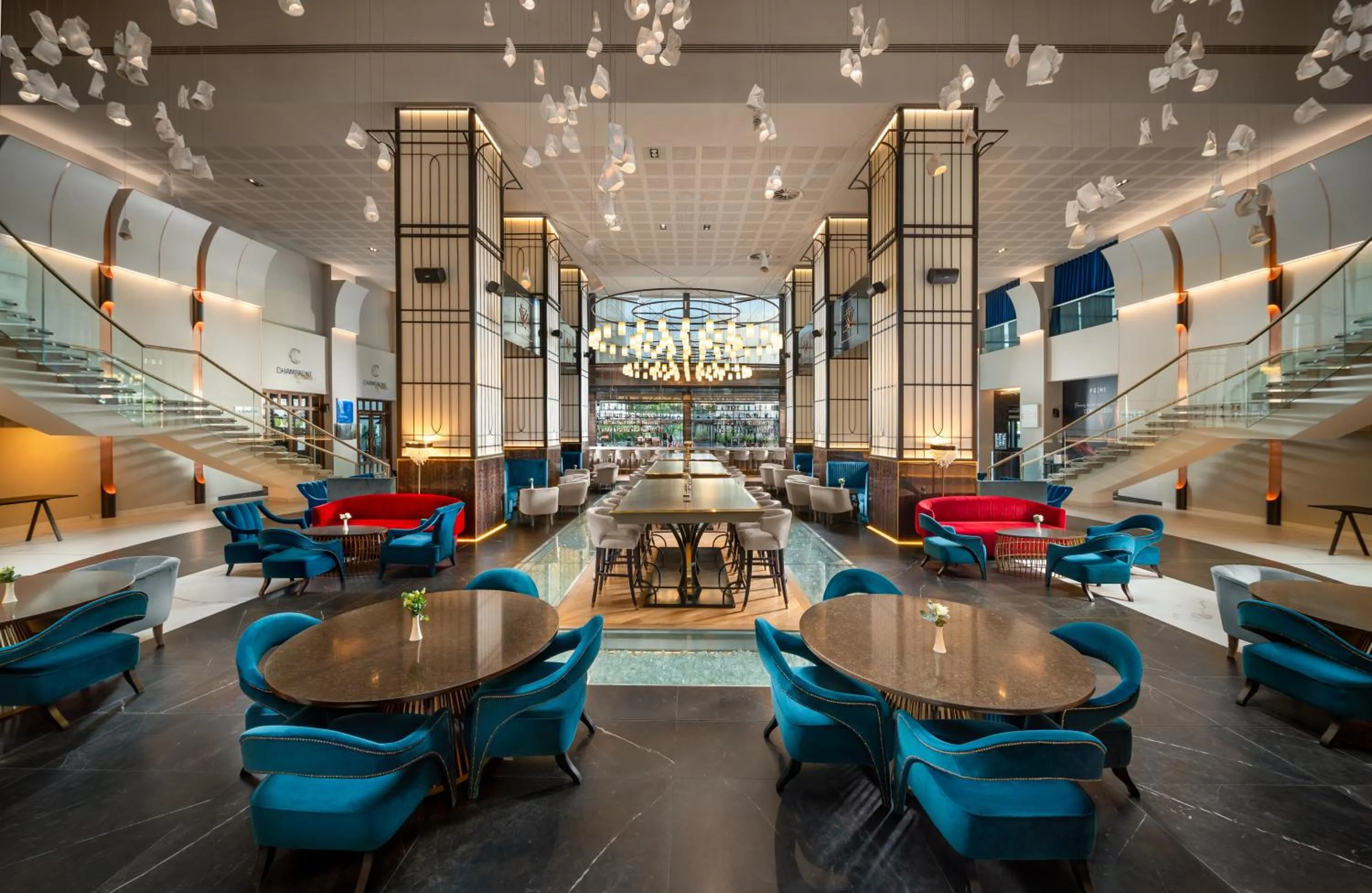 Restaurant/places to eat in Radisson Blu Hotel Bucharest