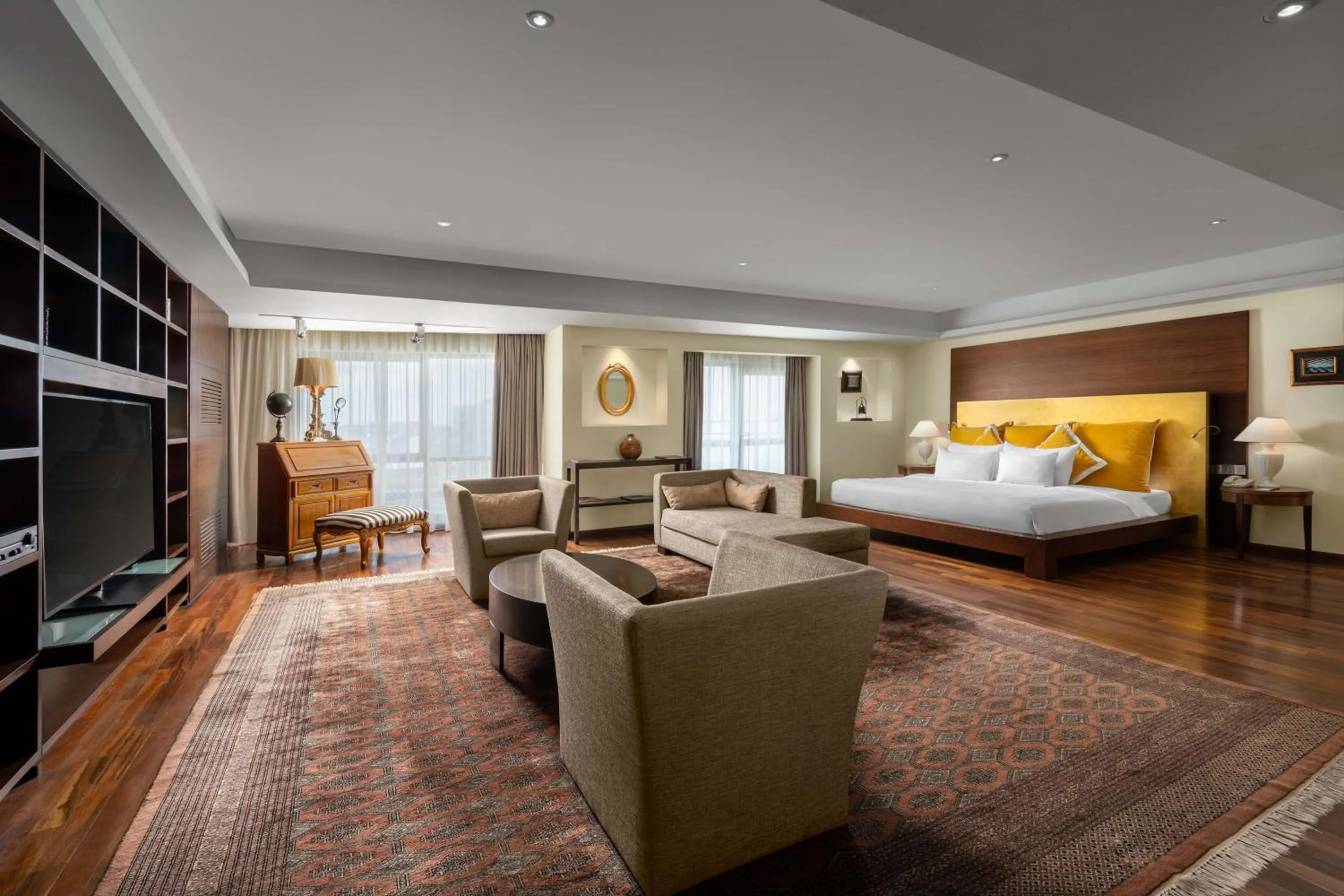 Photo of the whole room, Bed in Radisson Blu Hotel Bucharest