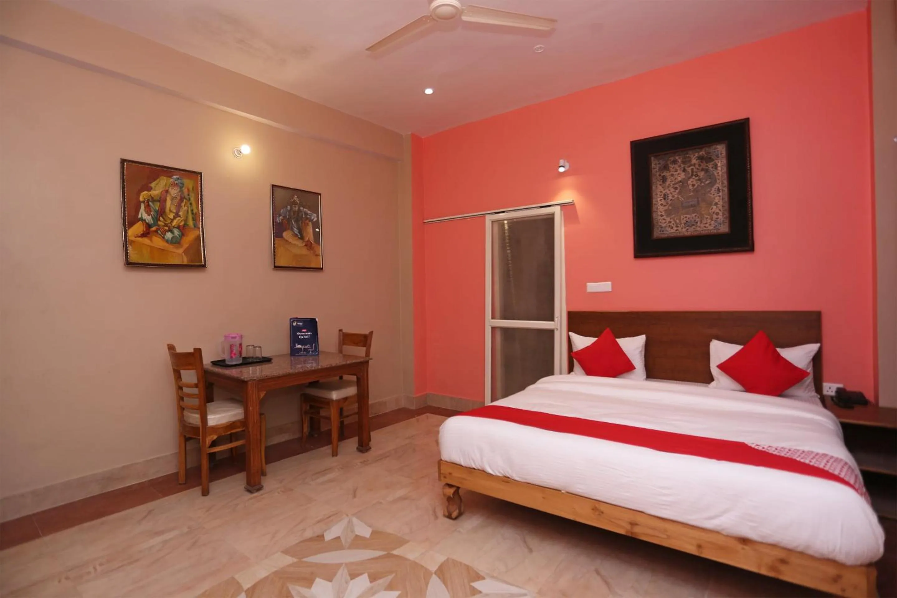 Bedroom, Bed in Super Collection-O Sara Grand Near Ram Manohar Lohia hospital