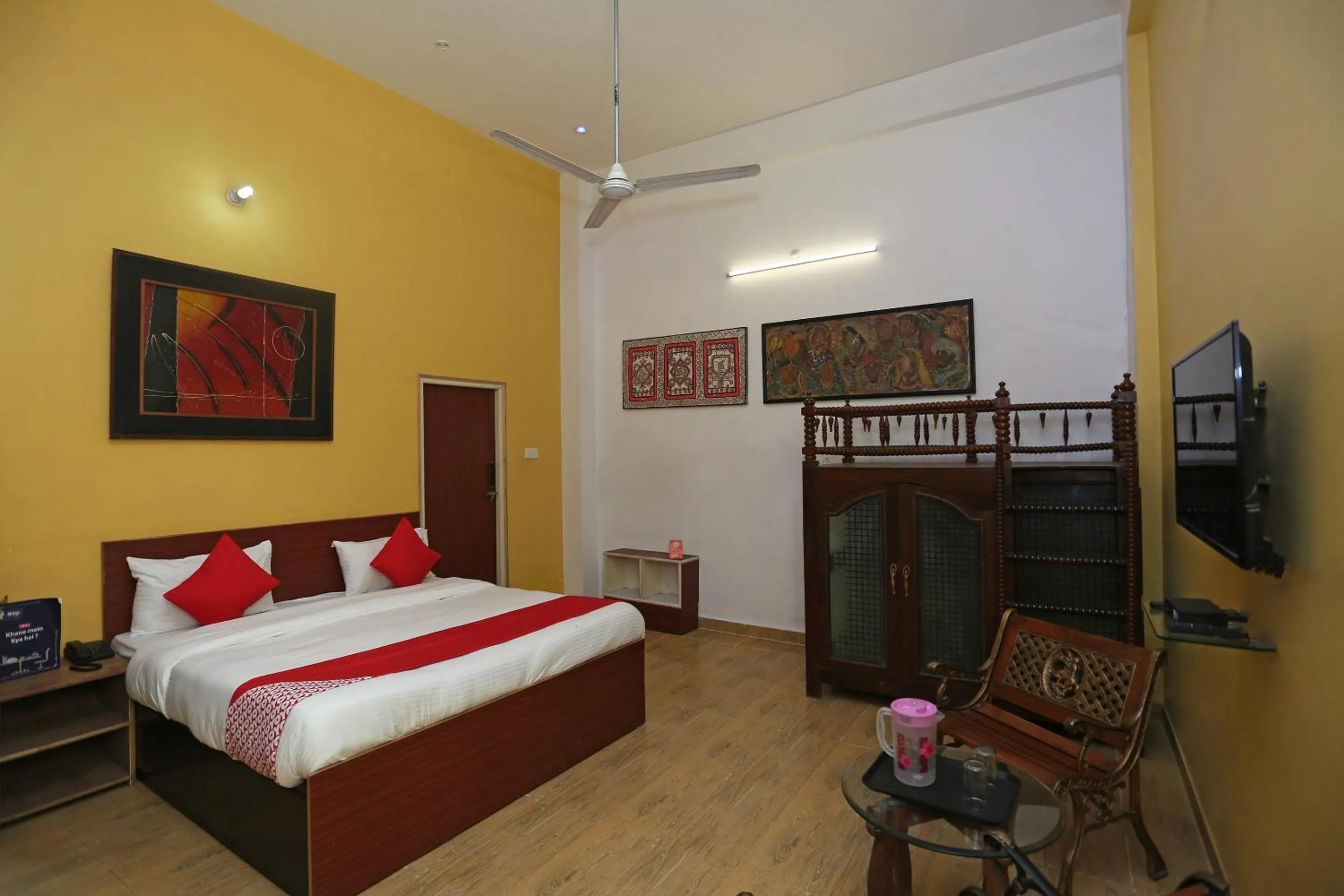 Bedroom, Bed in Super Collection-O Sara Grand Near Ram Manohar Lohia hospital