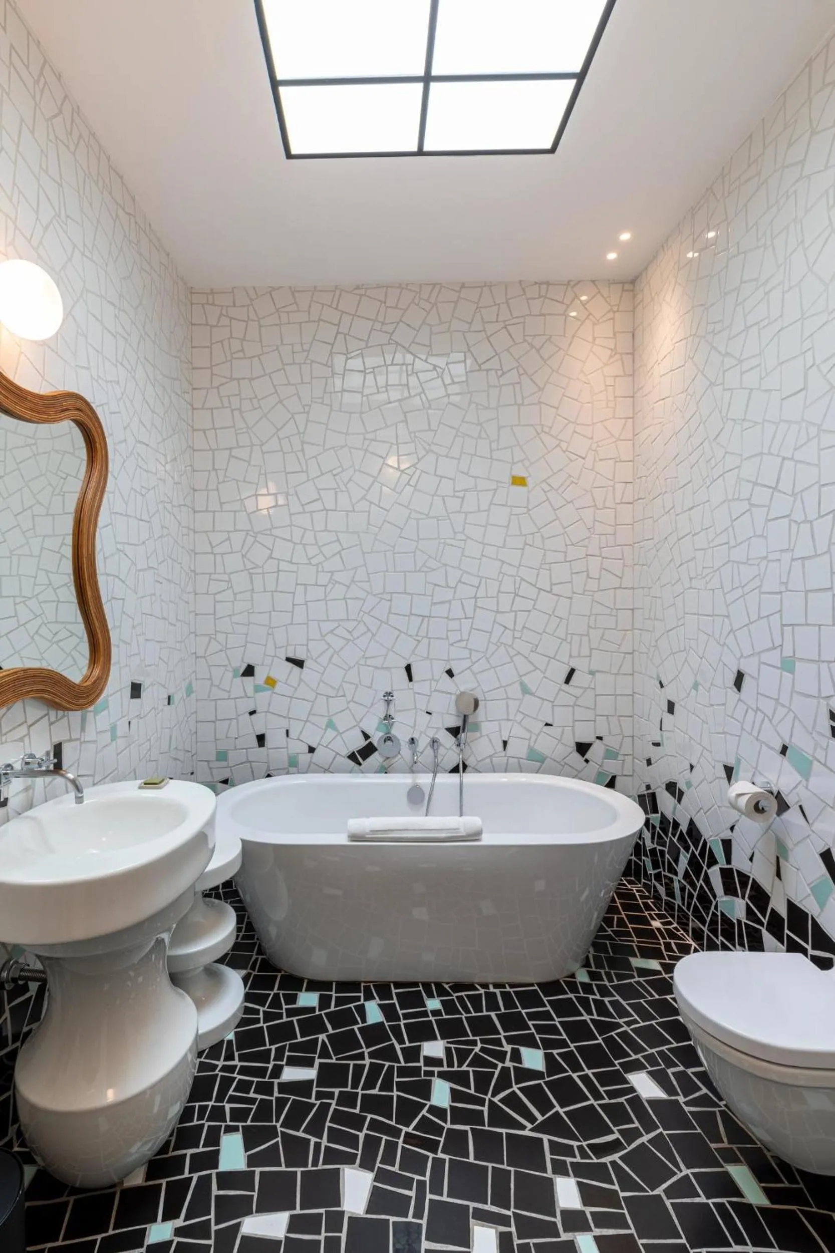 Bathroom in Hôtel Du Cloître