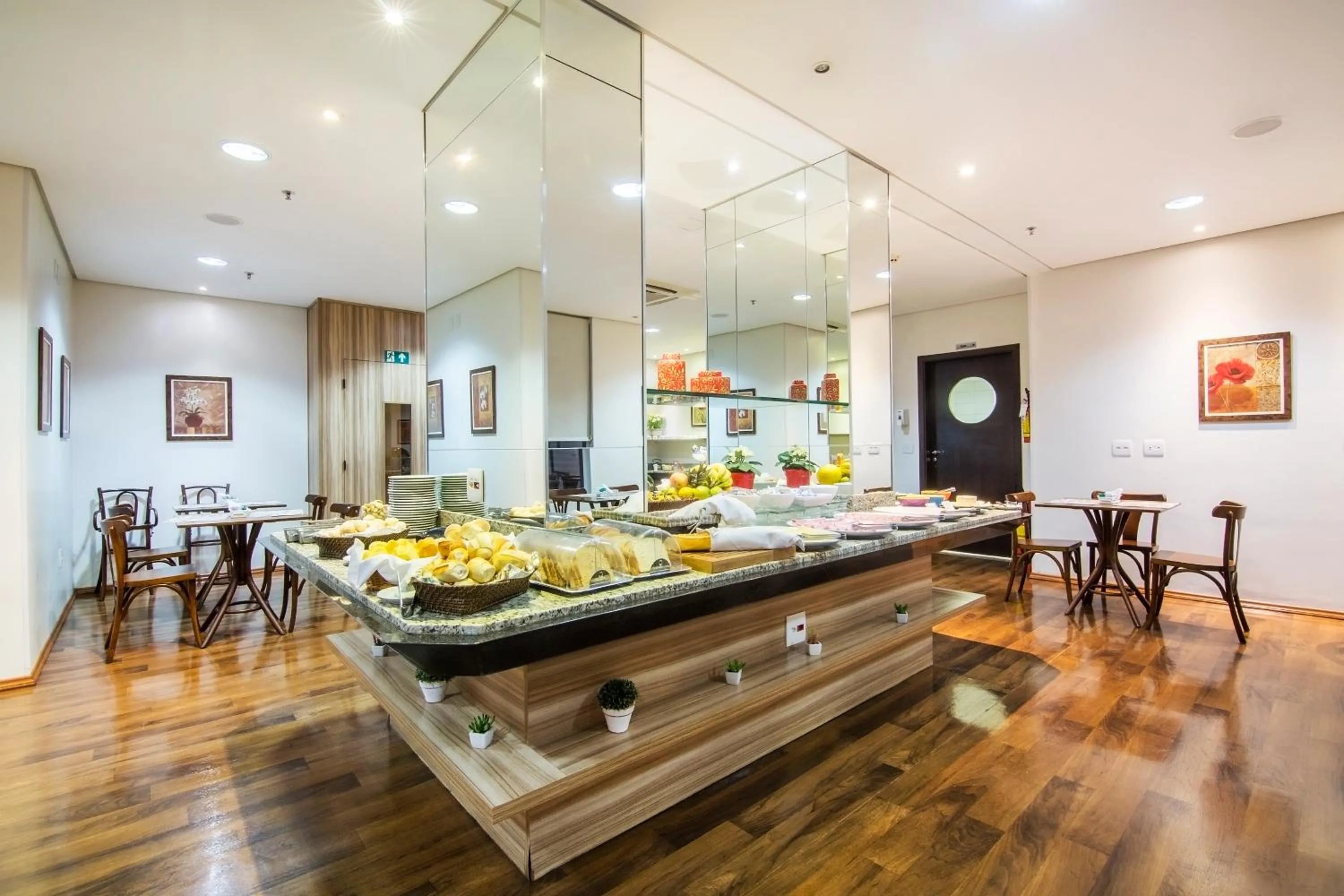 Restaurant/places to eat in JR Hotel Ribeirão Preto