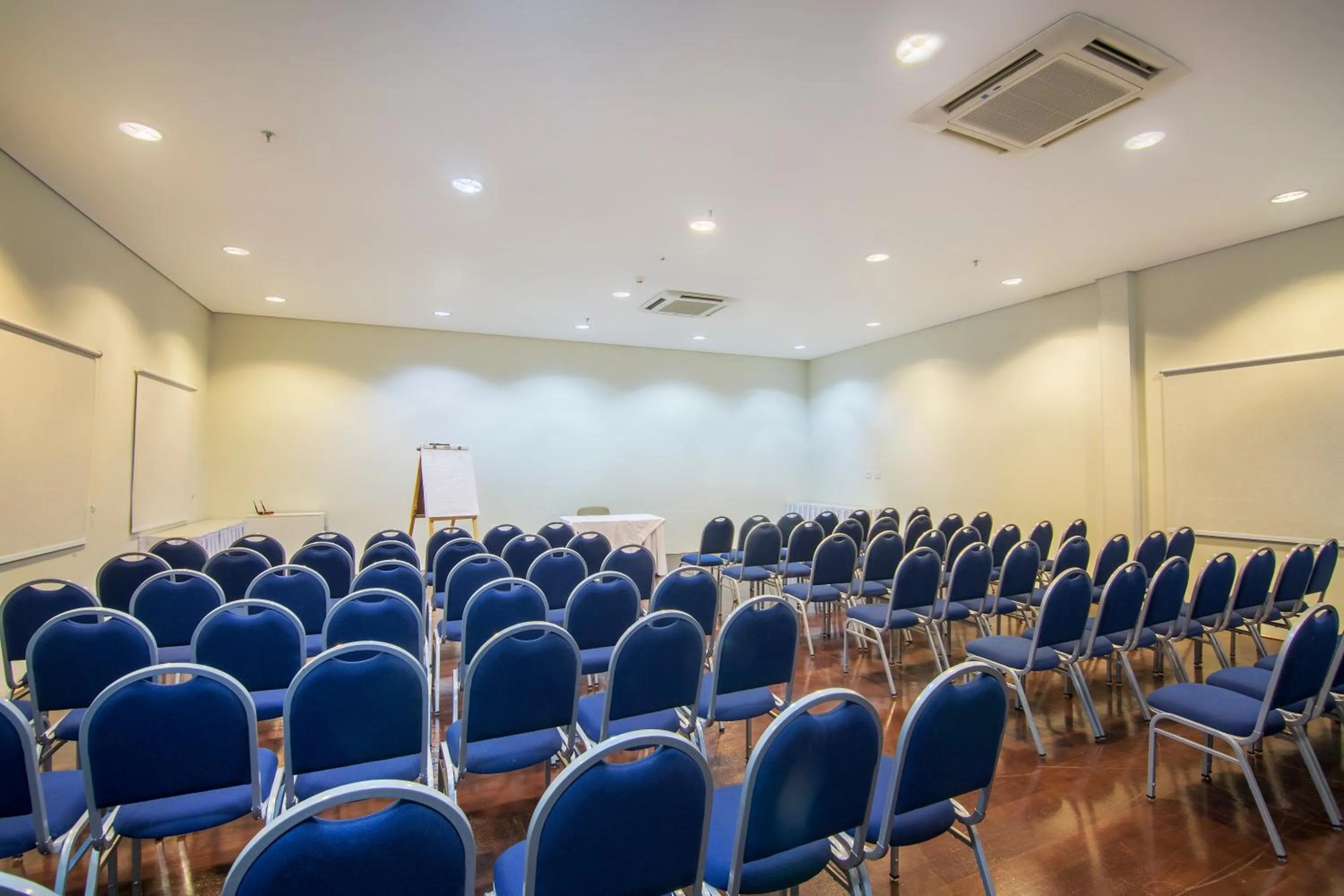 Business facilities in JR Hotel Ribeirão Preto