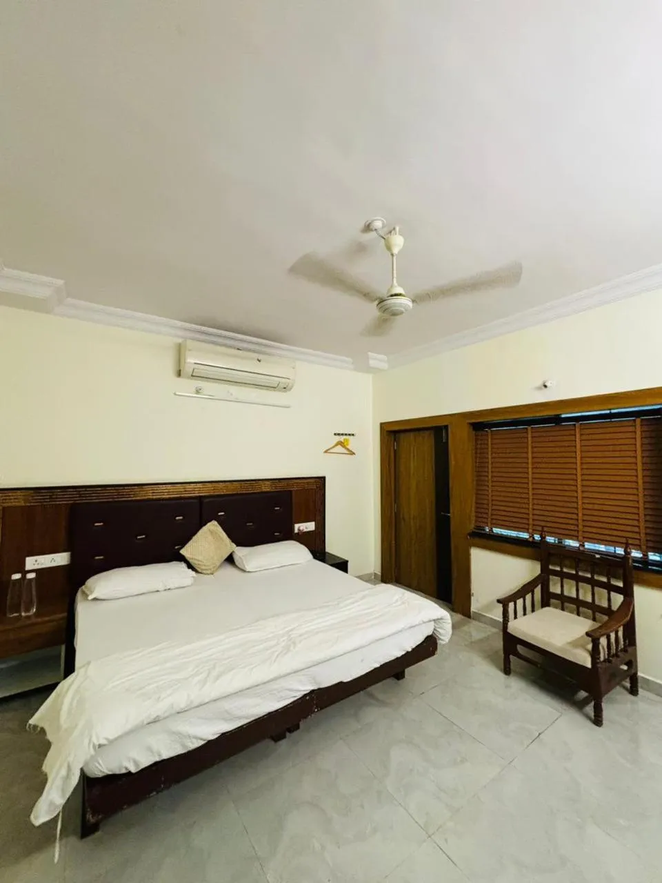 Bed in Royal Palms Luxury Service Apartment